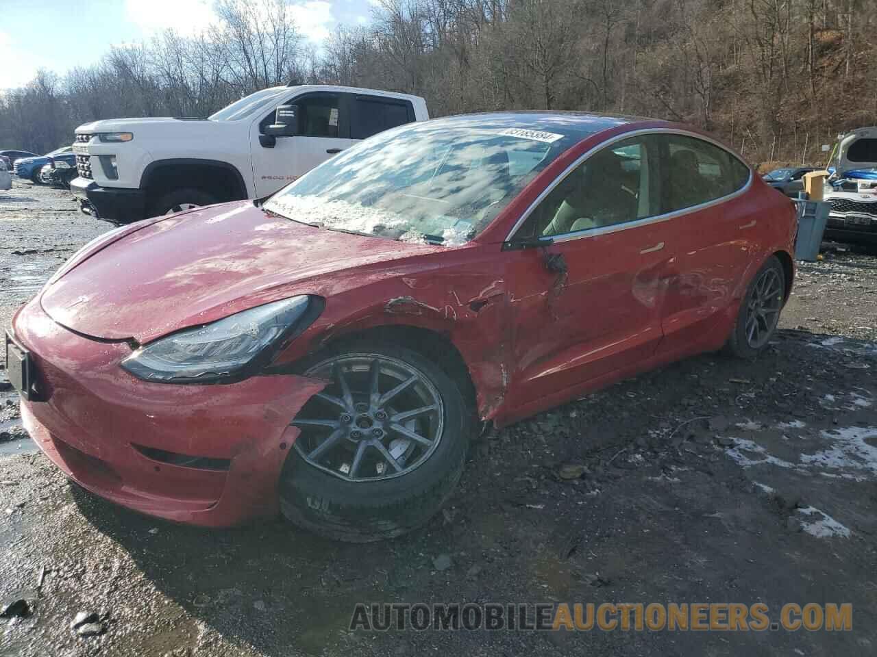 5YJ3E1EB3KF193957 TESLA MODEL 3 2019