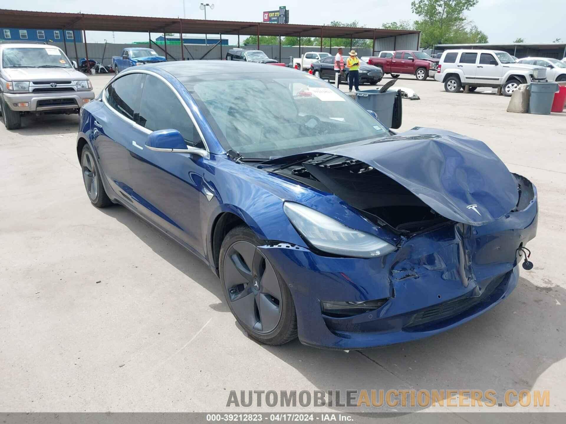 5YJ3E1EB3KF194946 TESLA MODEL 3 2019