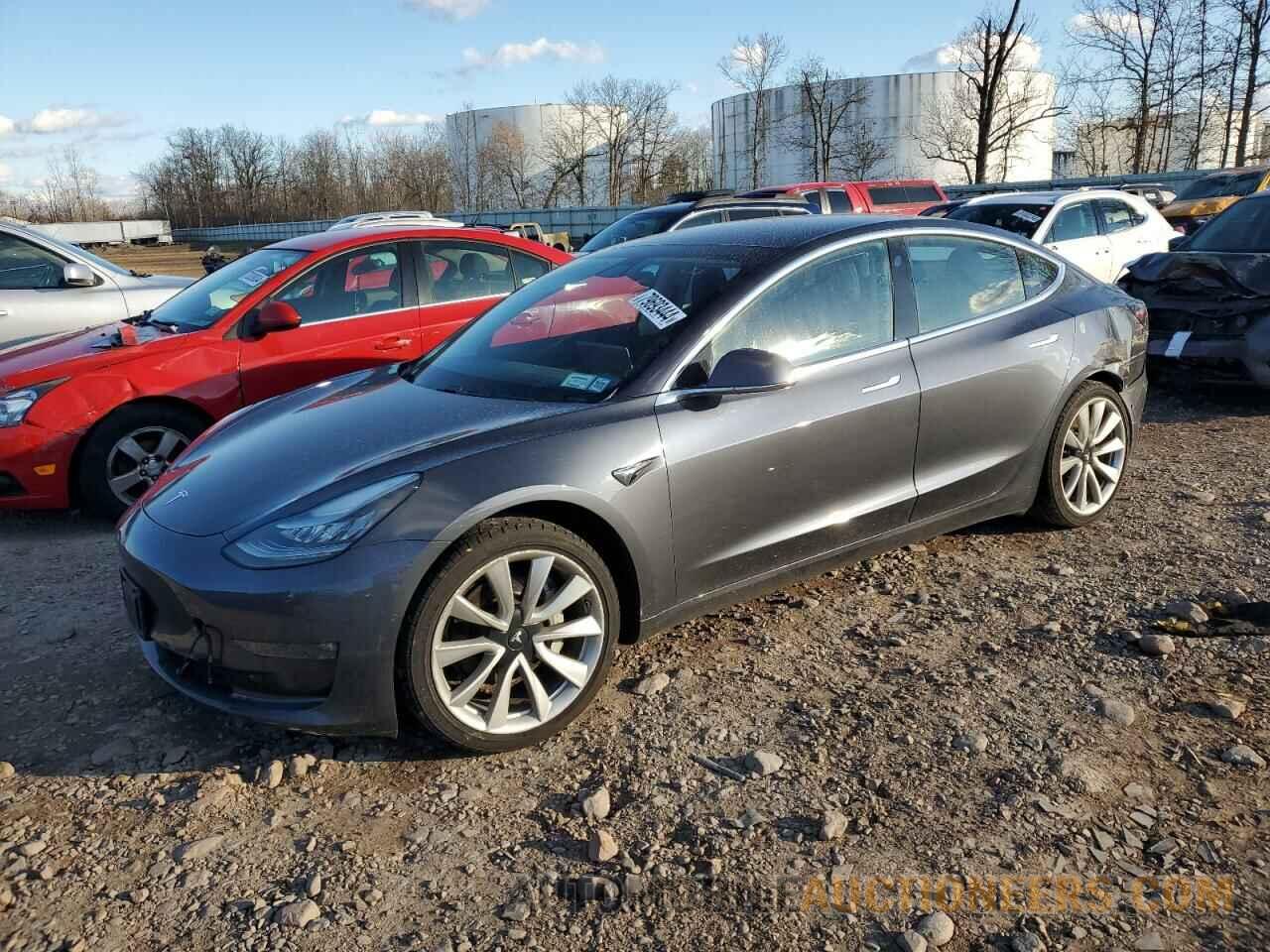 5YJ3E1EB3KF209865 TESLA MODEL 3 2019