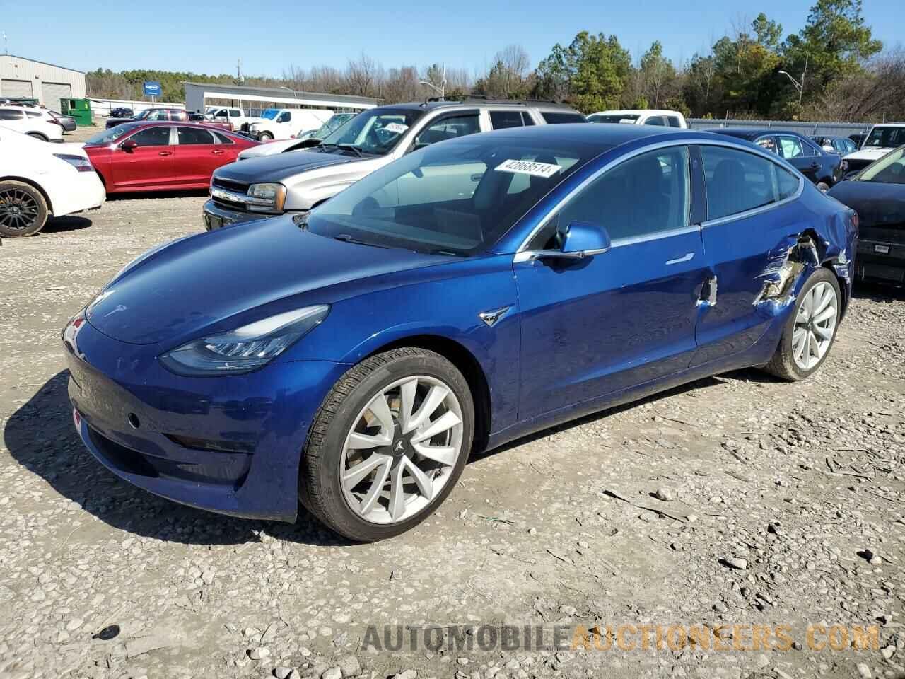 5YJ3E1EB3KF364884 TESLA MODEL 3 2019