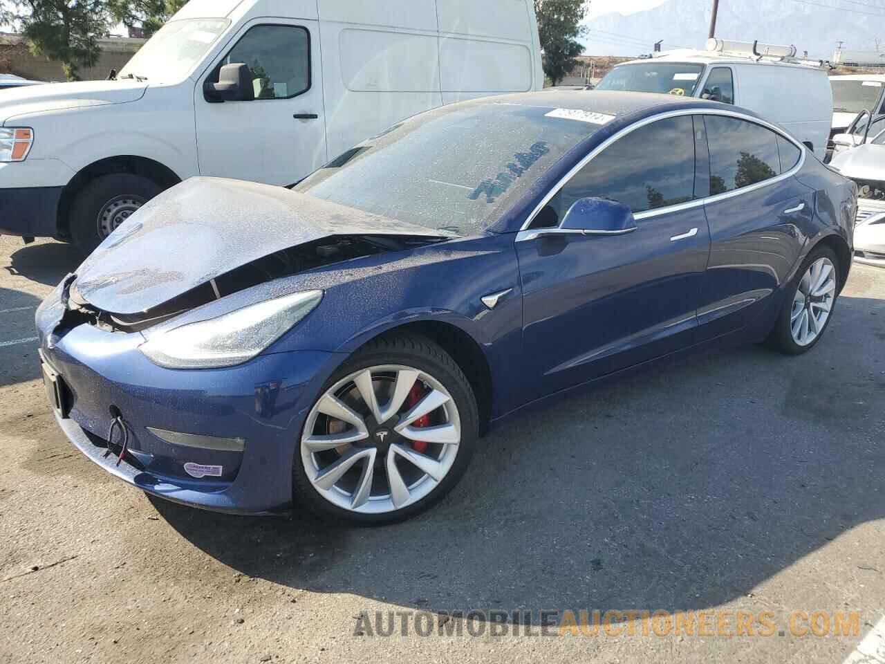 5YJ3E1EB3KF365601 TESLA MODEL 3 2019