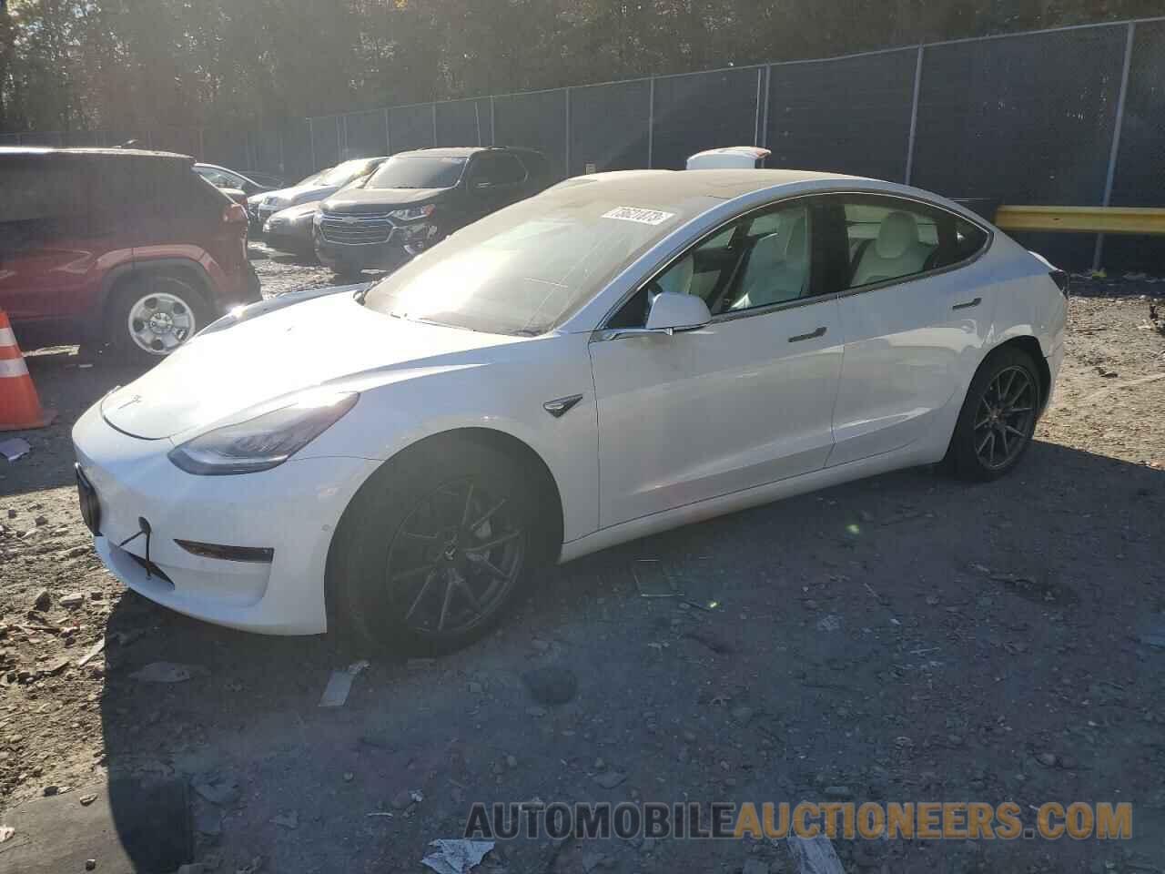 5YJ3E1EB3KF391115 TESLA MODEL 3 2019