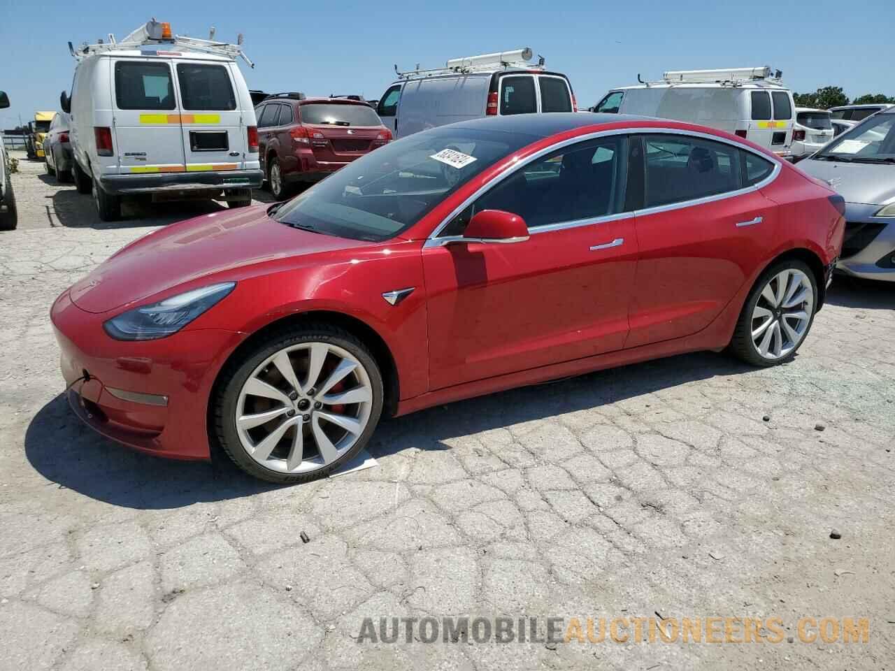 5YJ3E1EB3KF392958 TESLA MODEL 3 2019