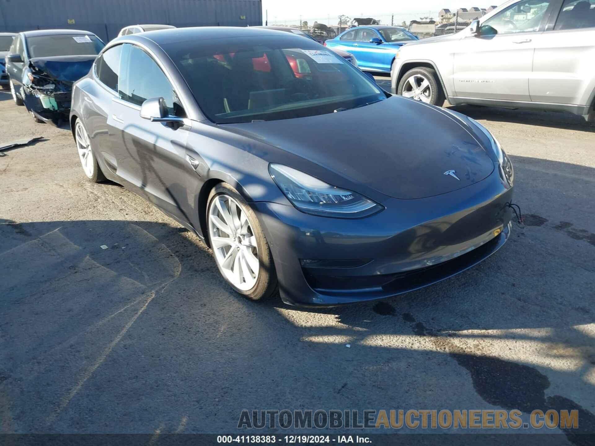 5YJ3E1EB3KF406552 TESLA MODEL 3 2019