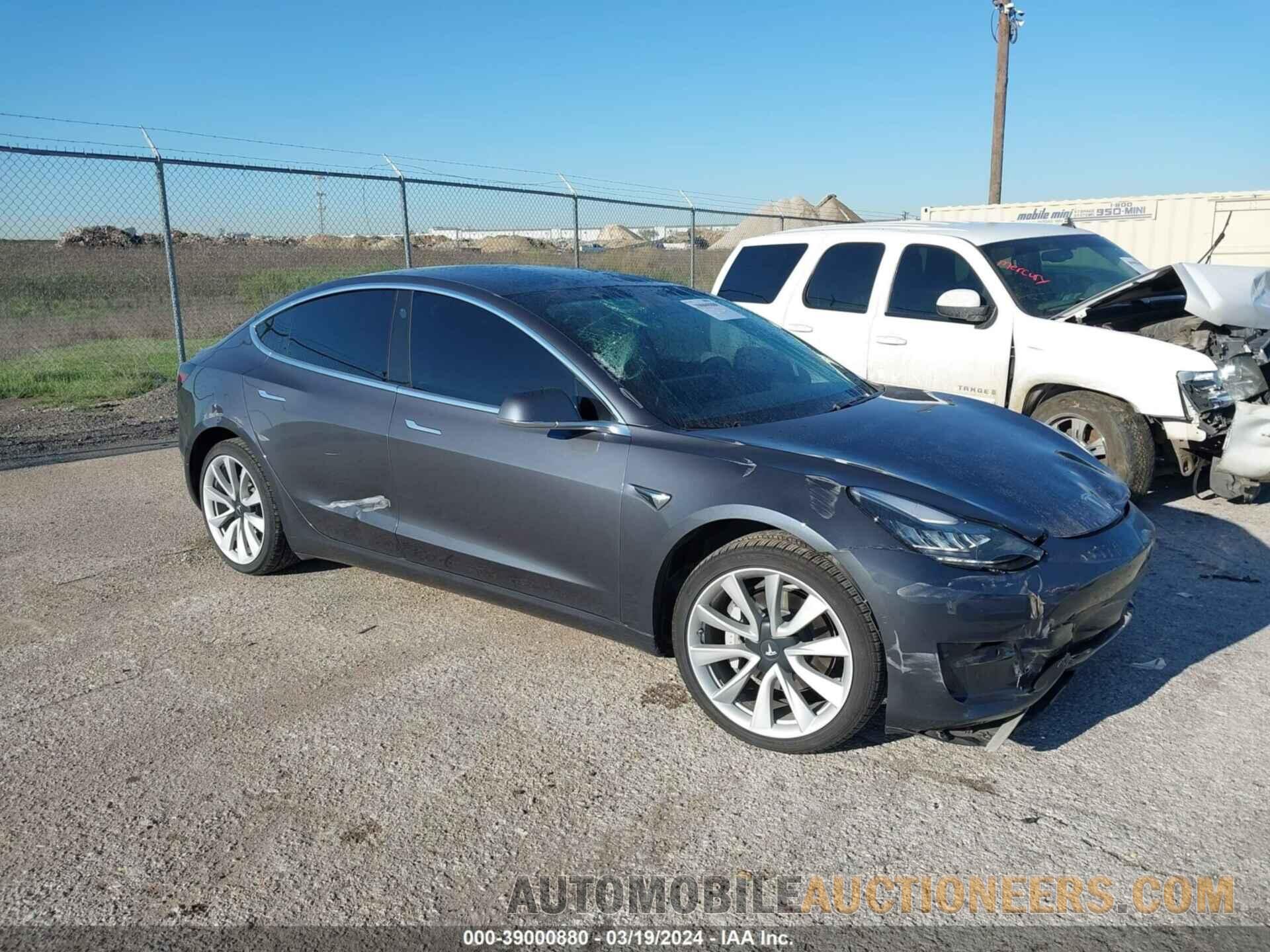 5YJ3E1EB3KF413386 TESLA MODEL 3 2019