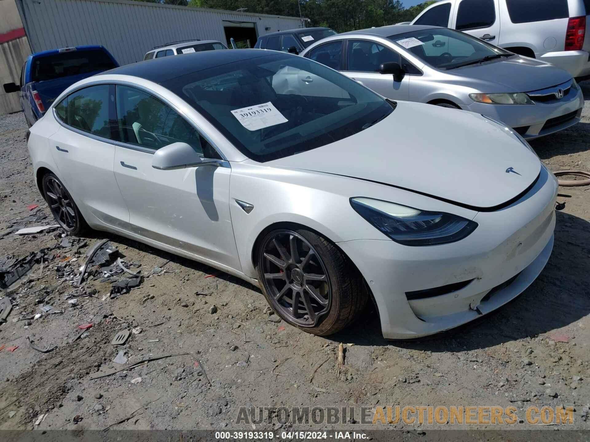 5YJ3E1EB3KF421973 TESLA MODEL 3 2019