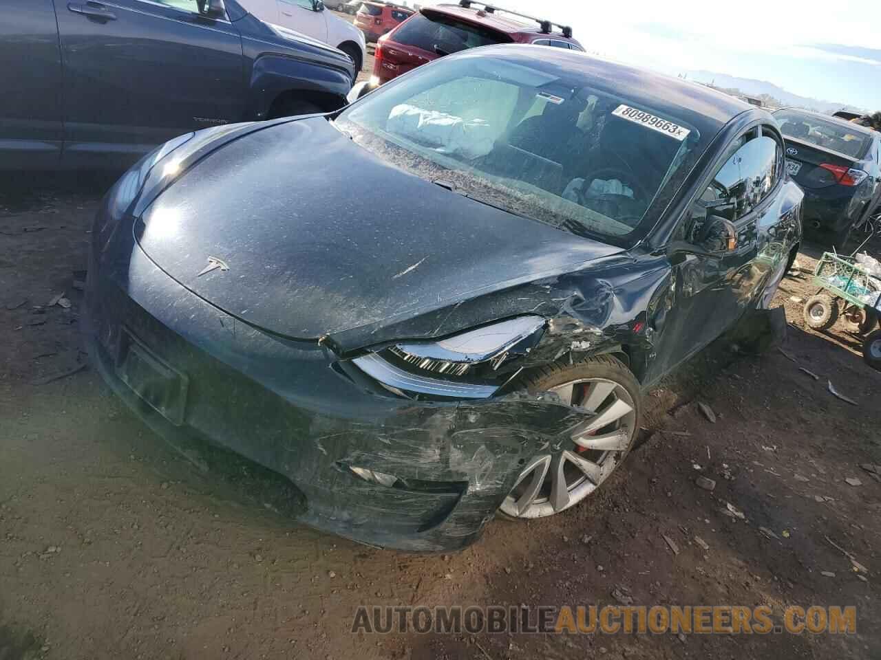 5YJ3E1EB3KF441284 TESLA MODEL 3 2019