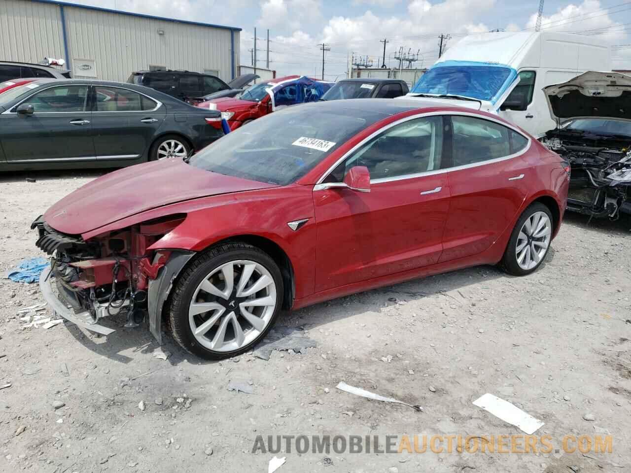 5YJ3E1EB3KF453693 TESLA MODEL 3 2019