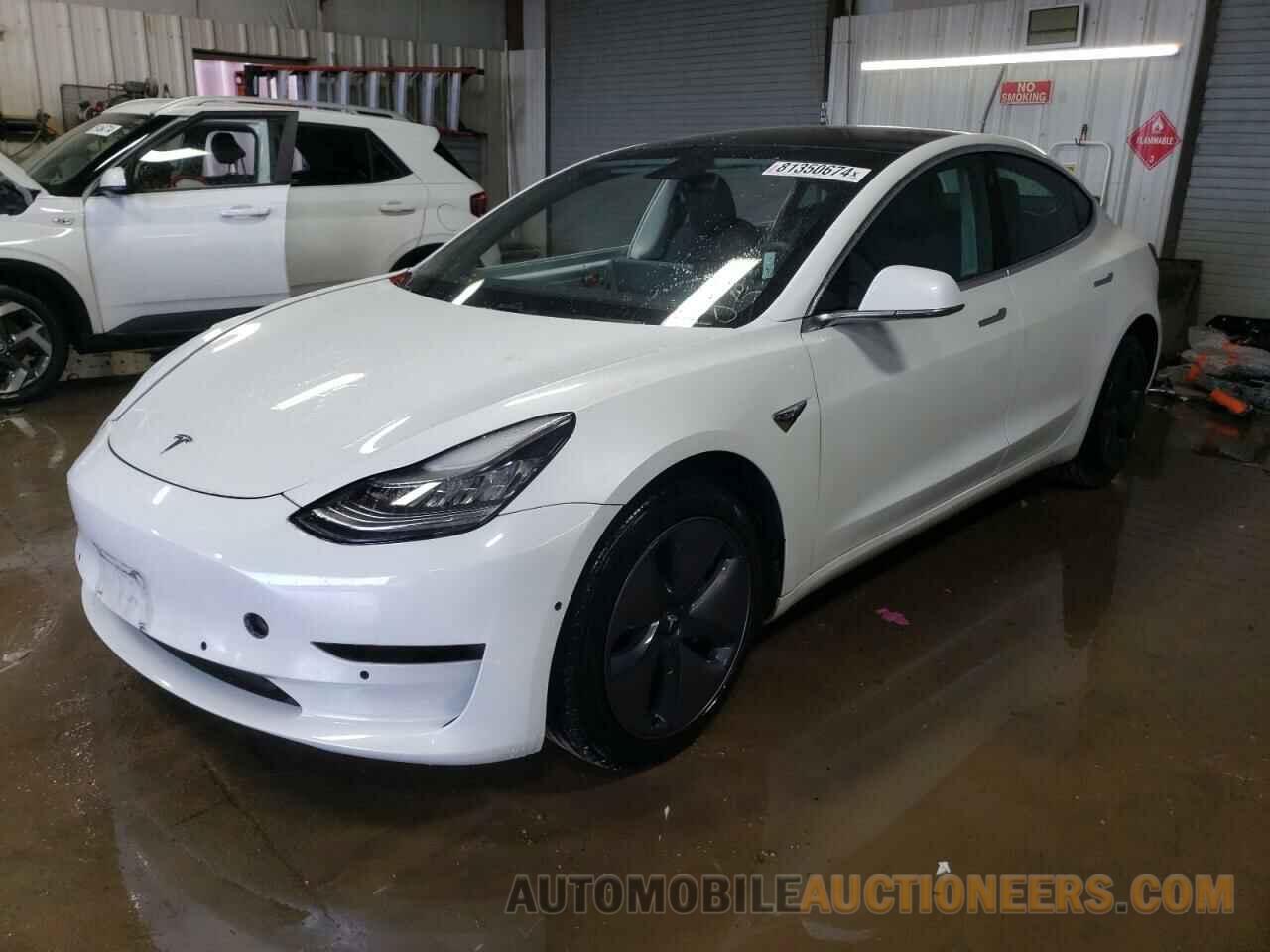 5YJ3E1EB3KF494082 TESLA MODEL 3 2019