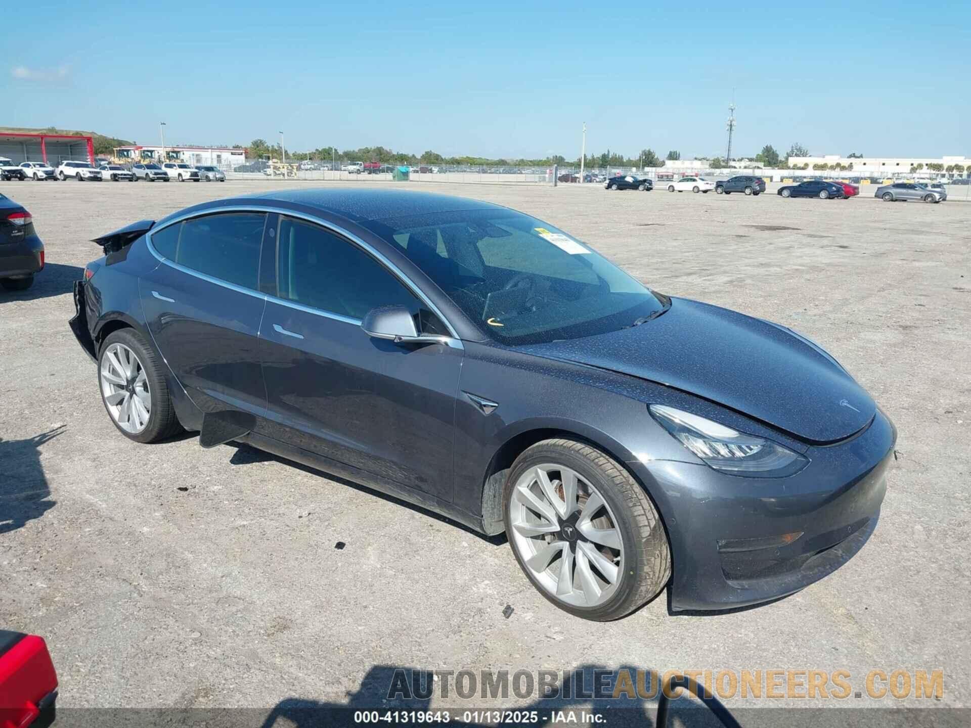 5YJ3E1EB3KF497824 TESLA MODEL 3 2019