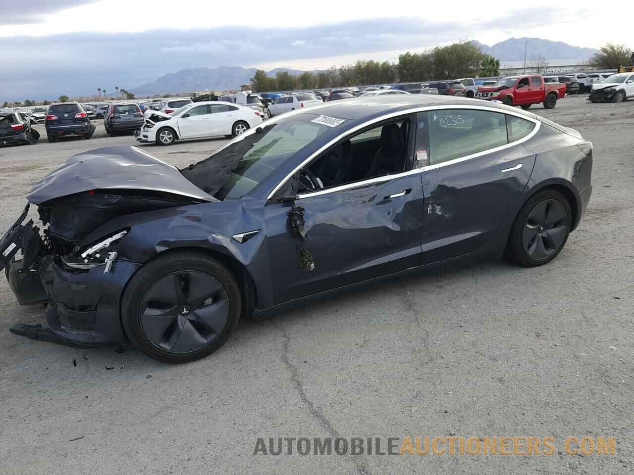 5YJ3E1EB3KF510152 TESLA MODEL 3 2019