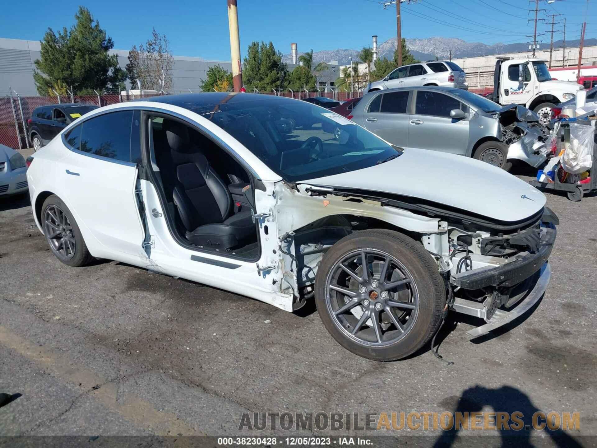 5YJ3E1EB3KF511740 TESLA MODEL 3 2019