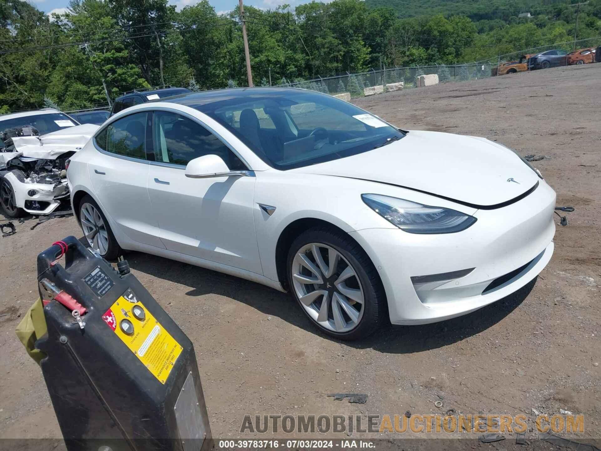 5YJ3E1EB3LF621009 TESLA MODEL 3 2020