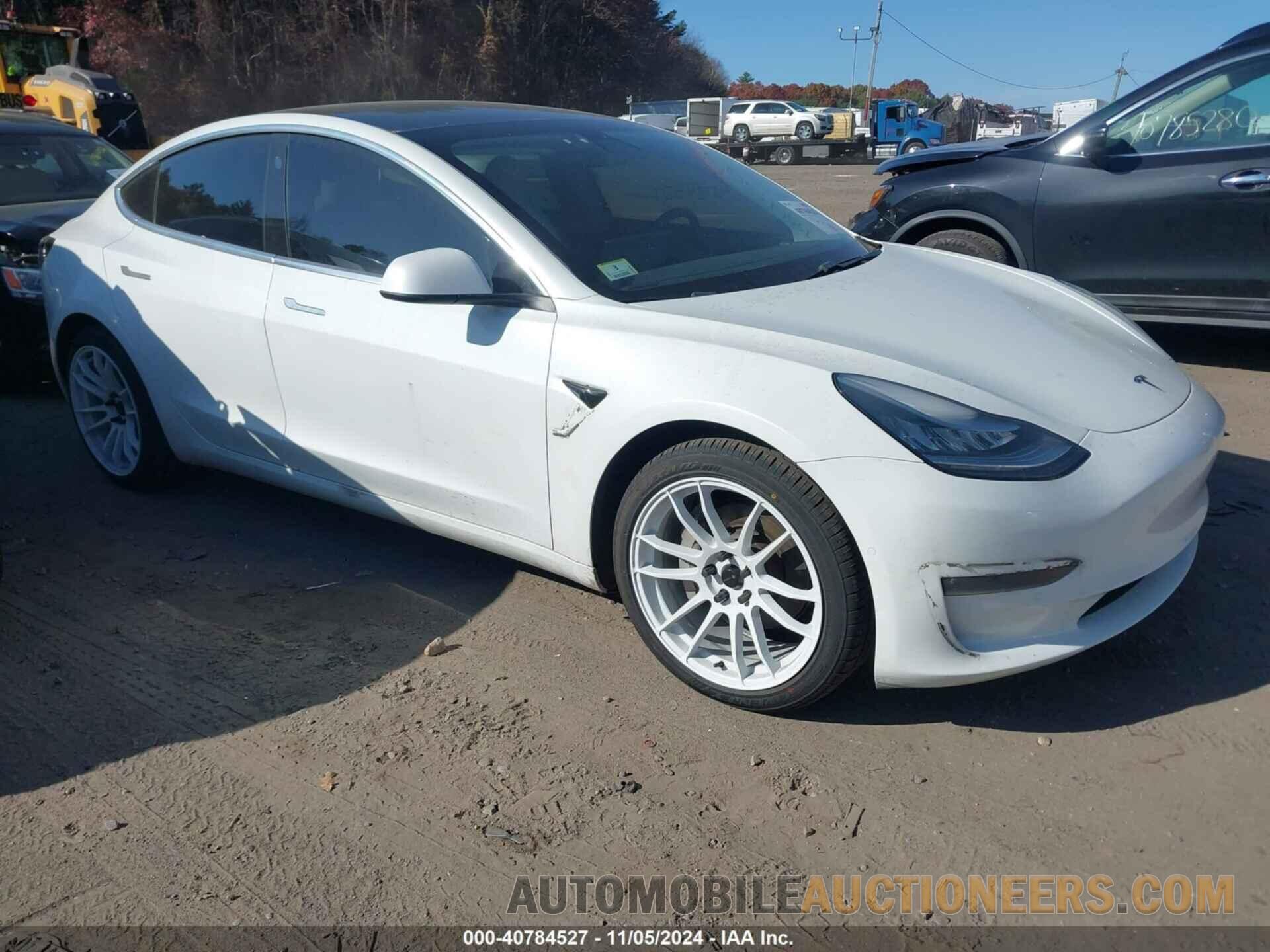 5YJ3E1EB3LF628686 TESLA MODEL 3 2020