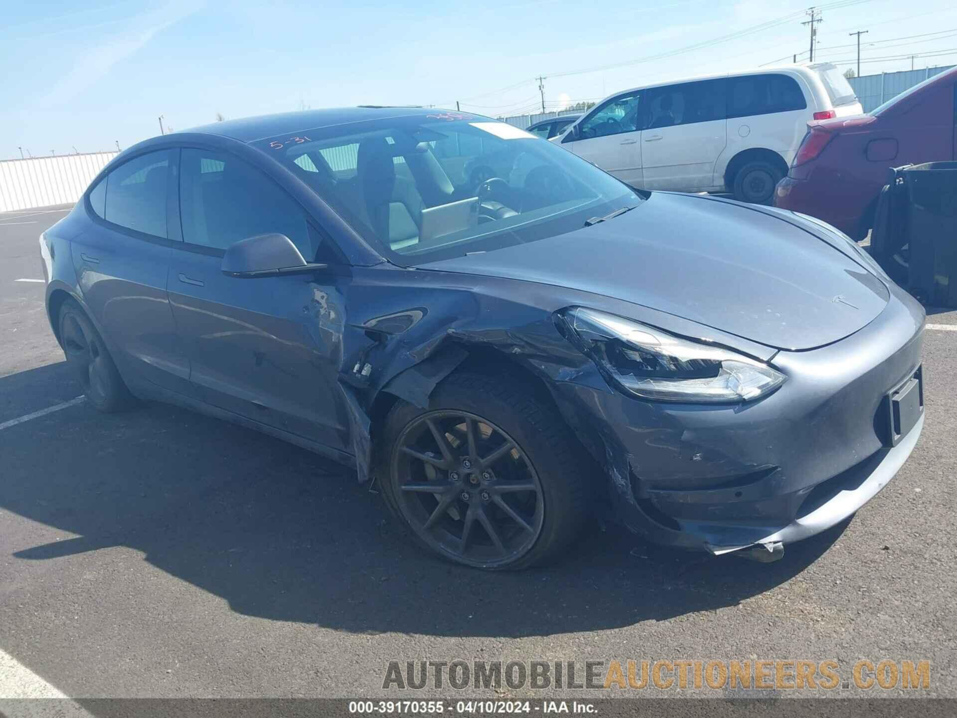 5YJ3E1EB3LF663521 TESLA MODEL 3 2020