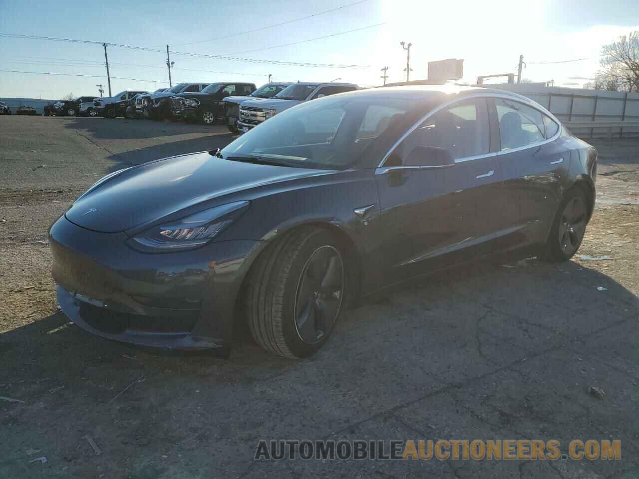 5YJ3E1EB3LF663566 TESLA MODEL 3 2020