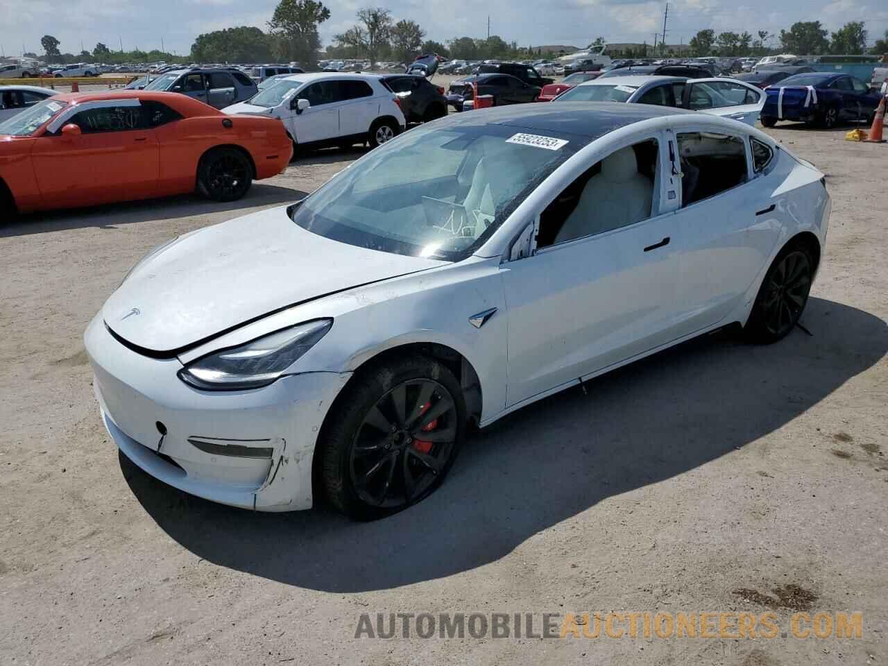 5YJ3E1EB3LF783383 TESLA MODEL 3 2020