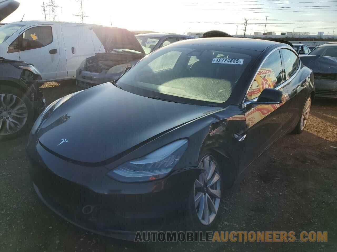 5YJ3E1EB3LF801087 TESLA MODEL 3 2020