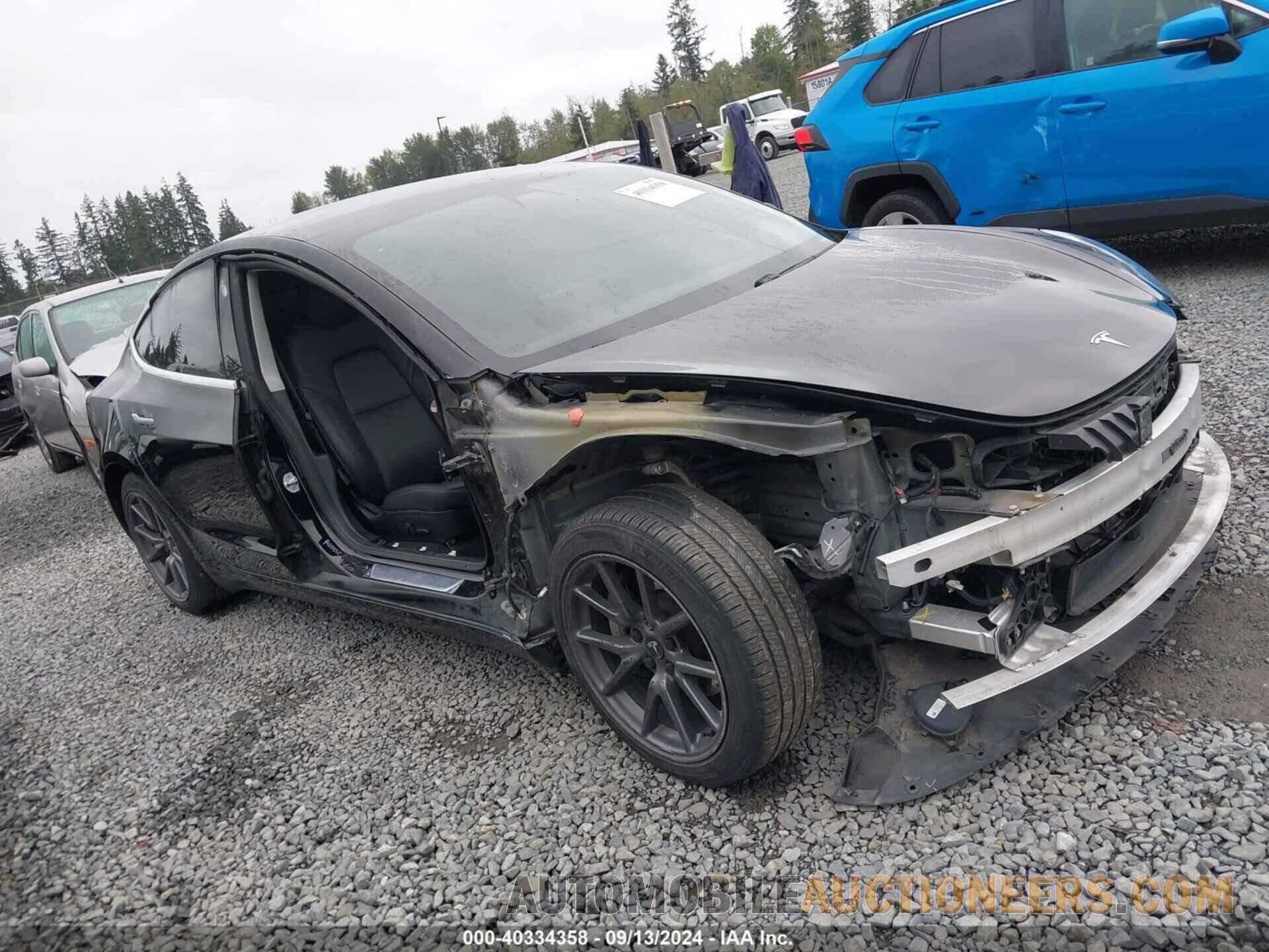 5YJ3E1EB3LF811733 TESLA MODEL 3 2020