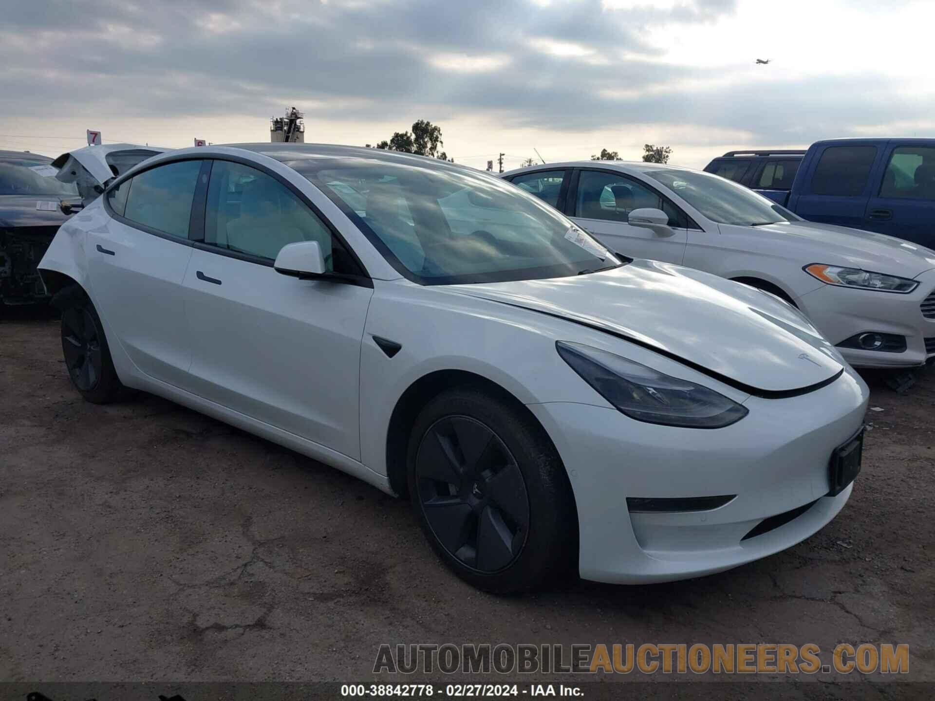 5YJ3E1EB3MF004338 TESLA MODEL 3 2021