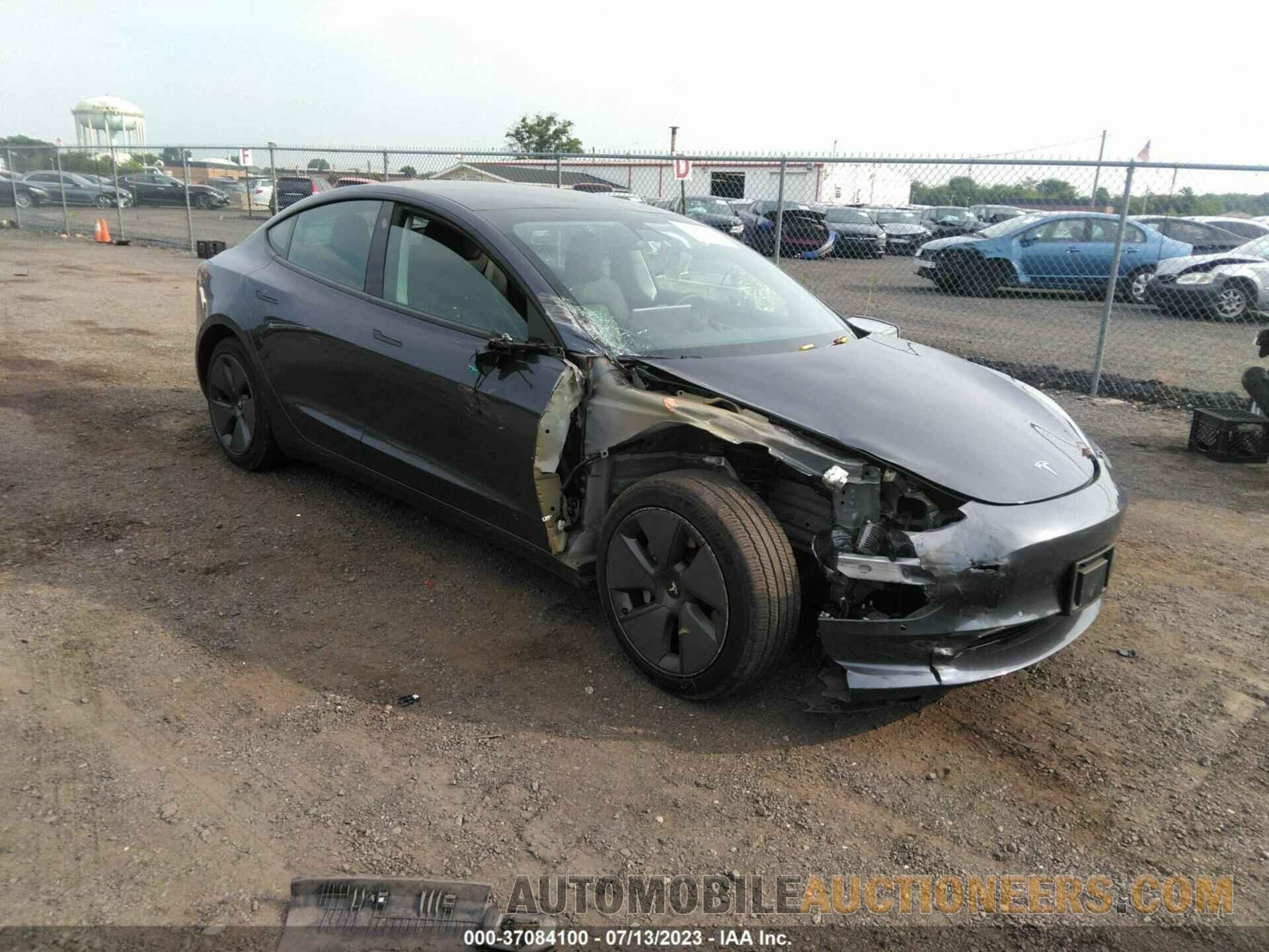 5YJ3E1EB3MF054639 TESLA MODEL 3 2021