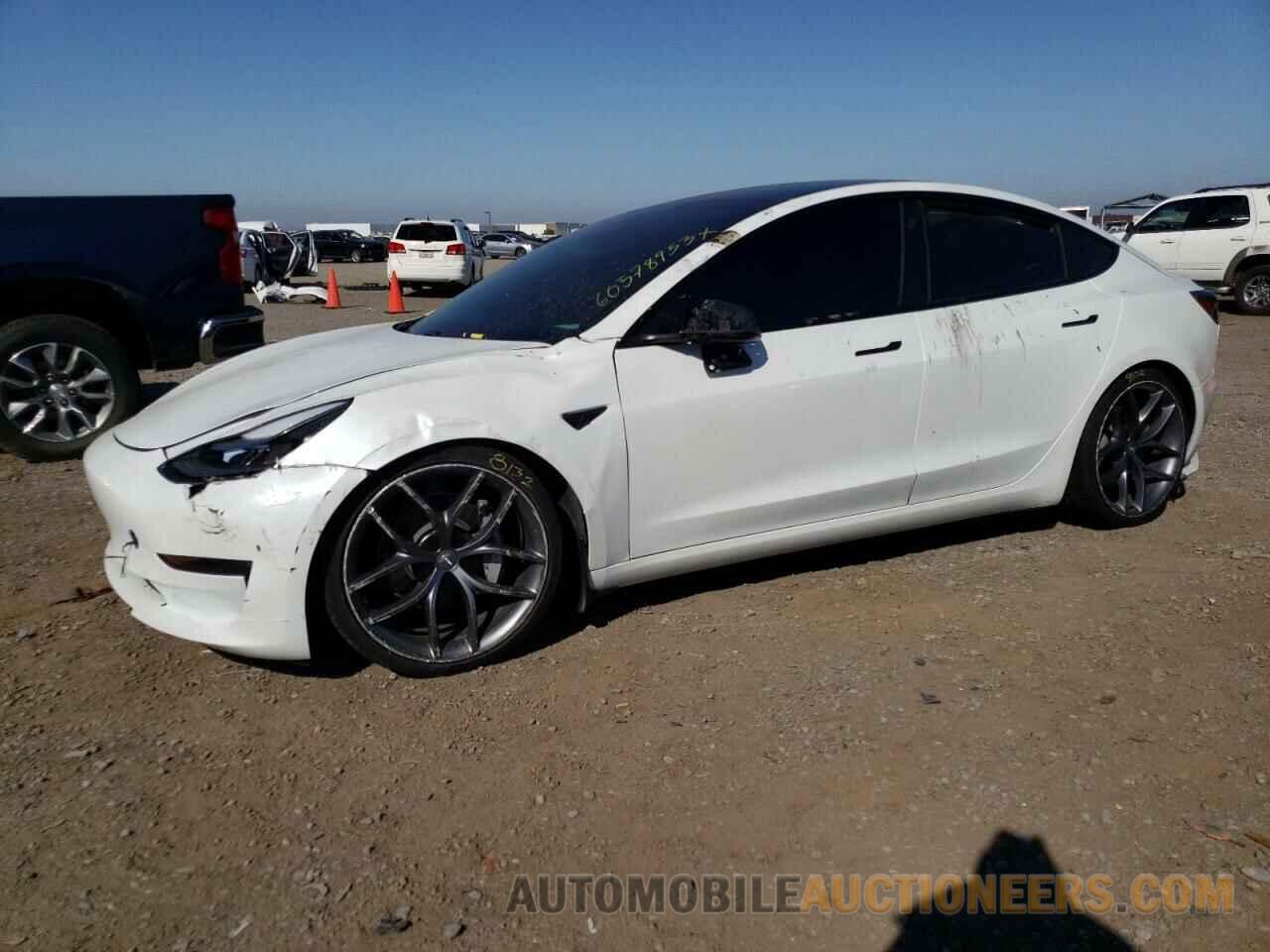 5YJ3E1EB3MF072994 TESLA MODEL 3 2021