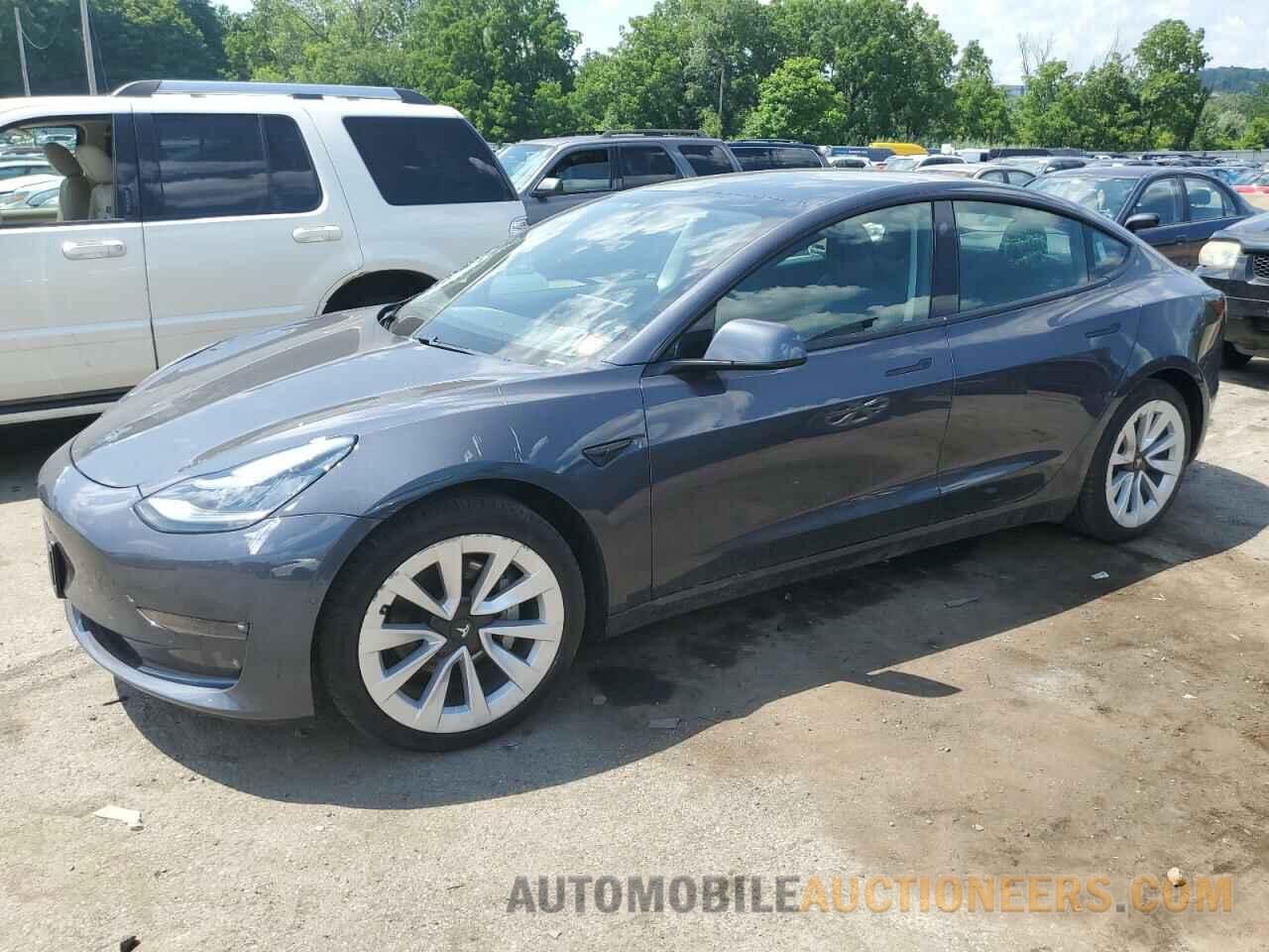 5YJ3E1EB3MF855605 TESLA MODEL 3 2021