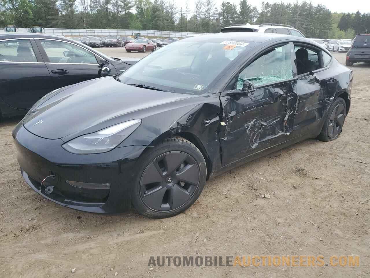 5YJ3E1EB3MF902647 TESLA MODEL 3 2021