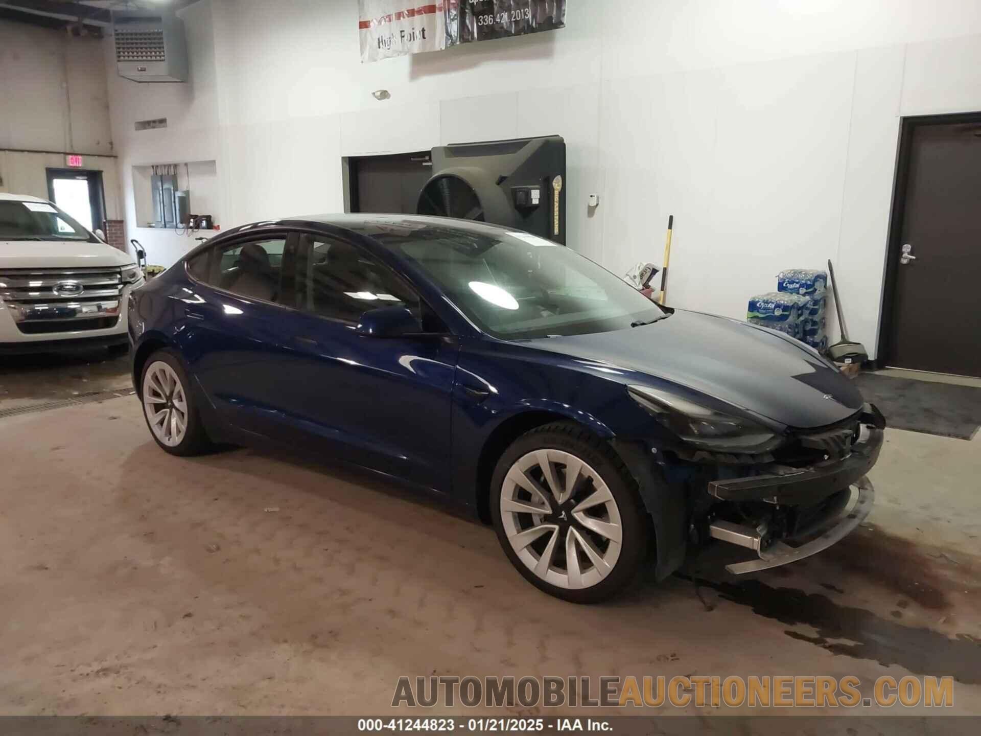 5YJ3E1EB3MF927323 TESLA MODEL 3 2021