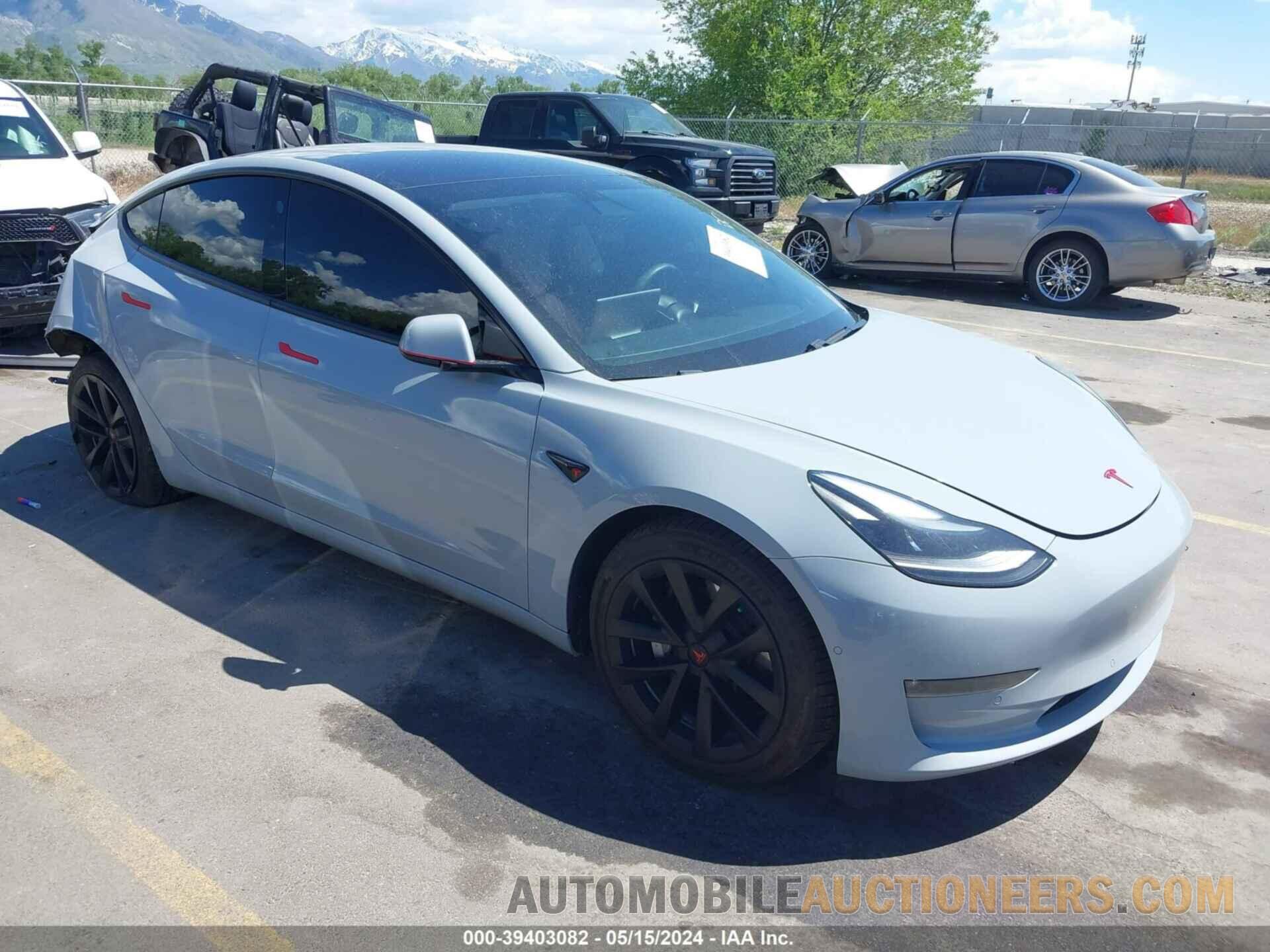 5YJ3E1EB3MF995363 TESLA MODEL 3 2021