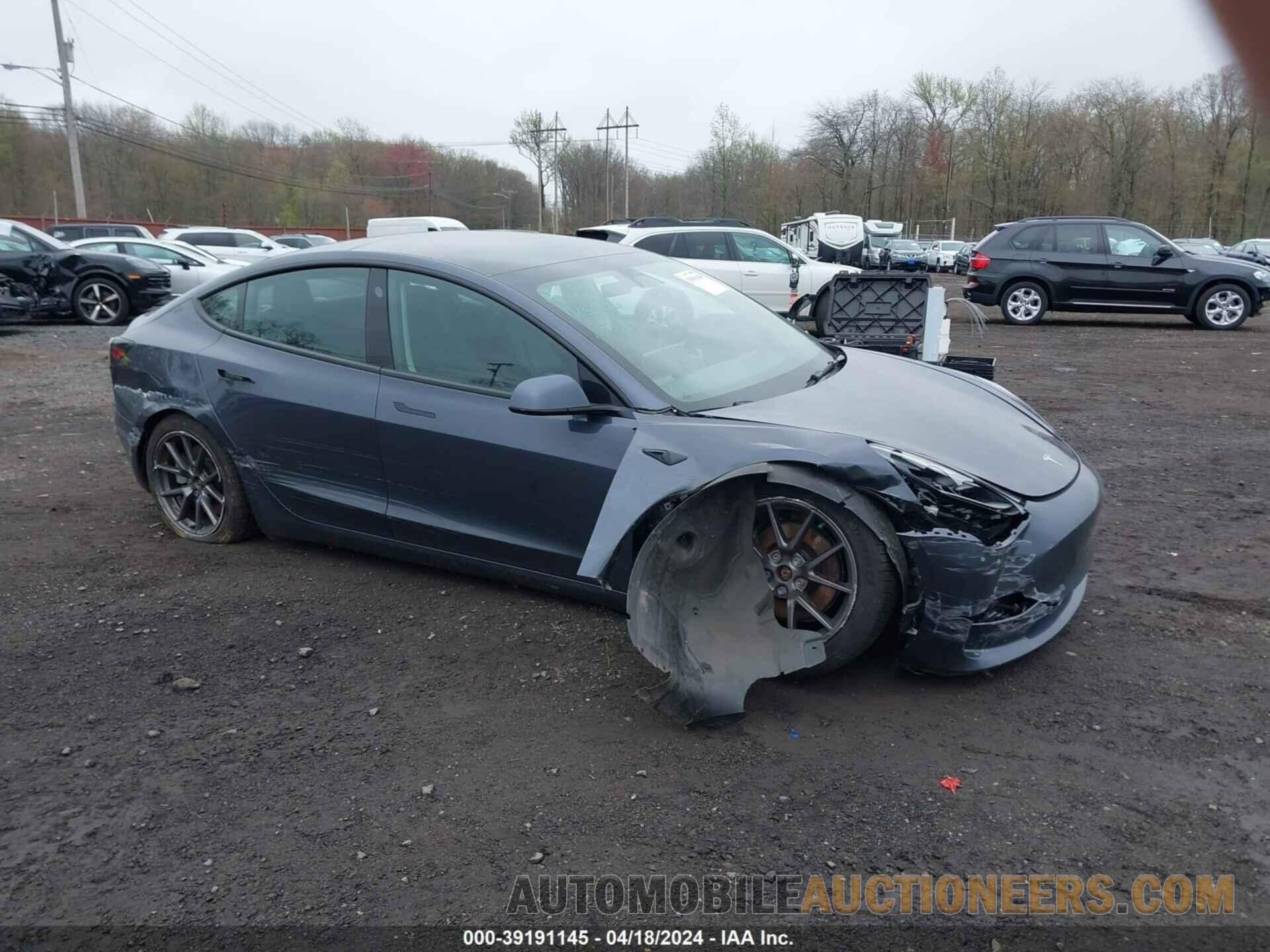 5YJ3E1EB3NF107681 TESLA MODEL 3 2022