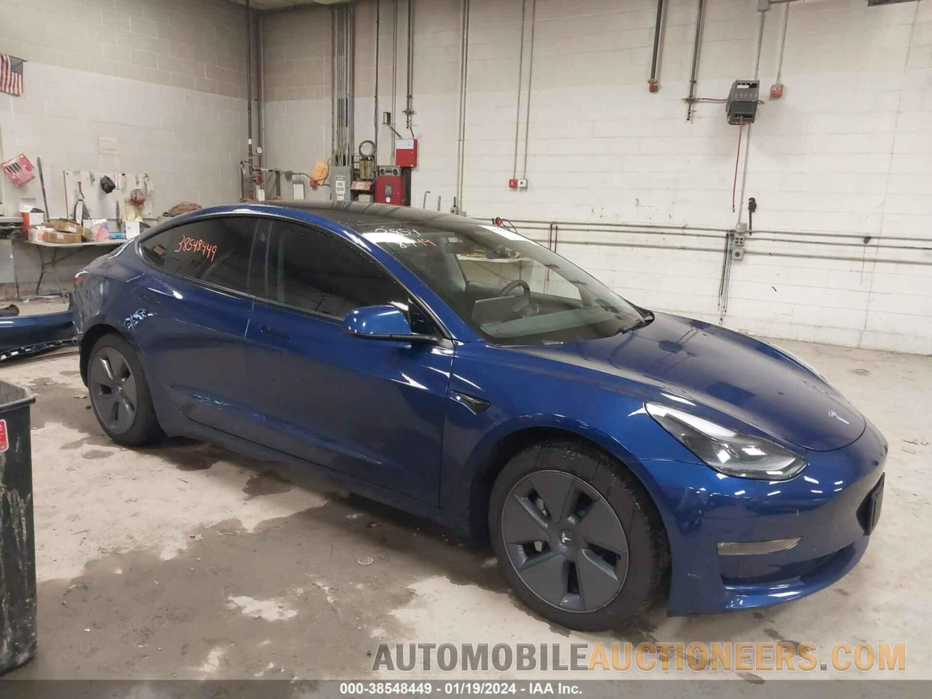 5YJ3E1EB3NF119751 TESLA MODEL 3 2022