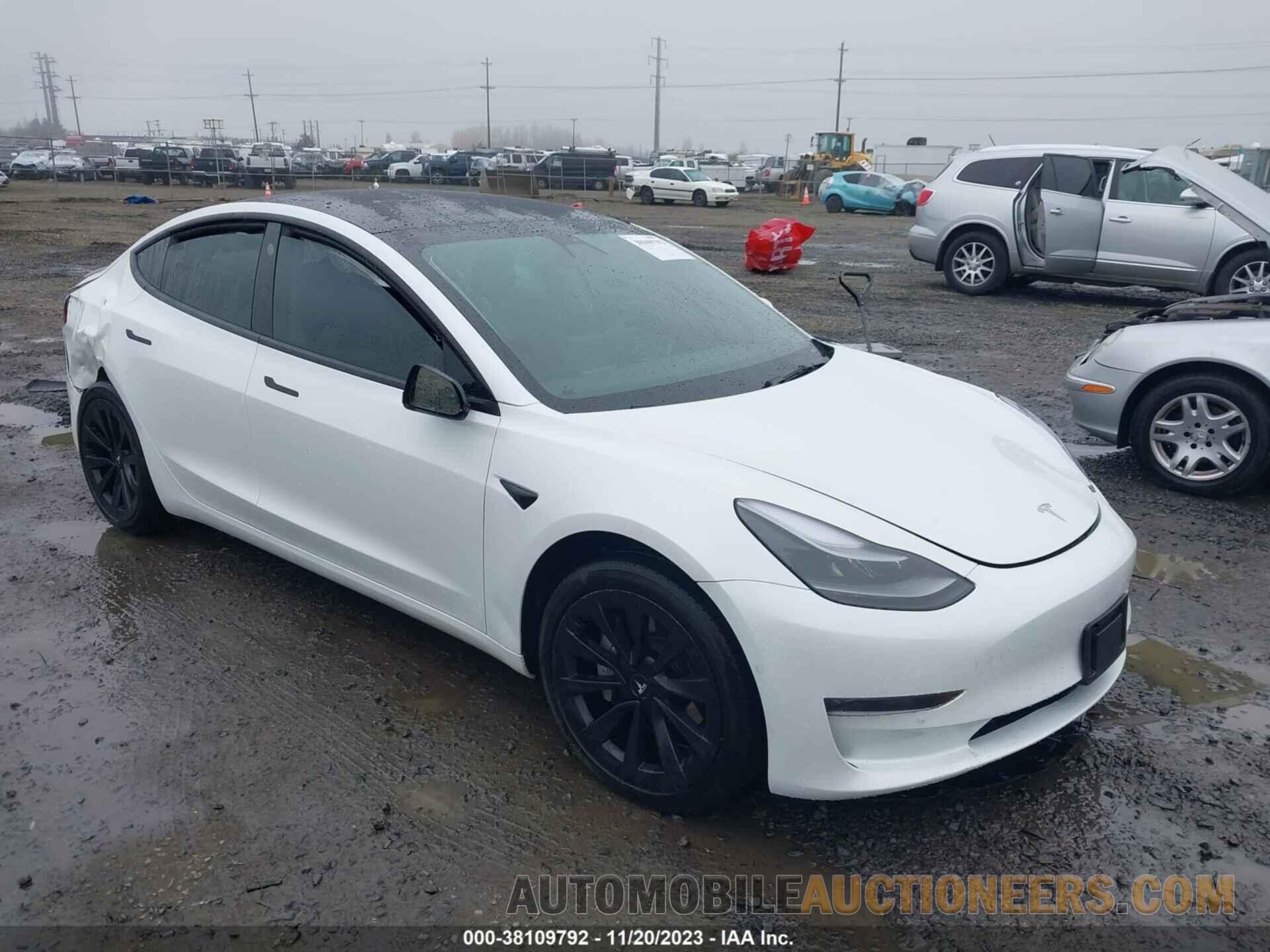 5YJ3E1EB3NF121757 TESLA MODEL 3 2022