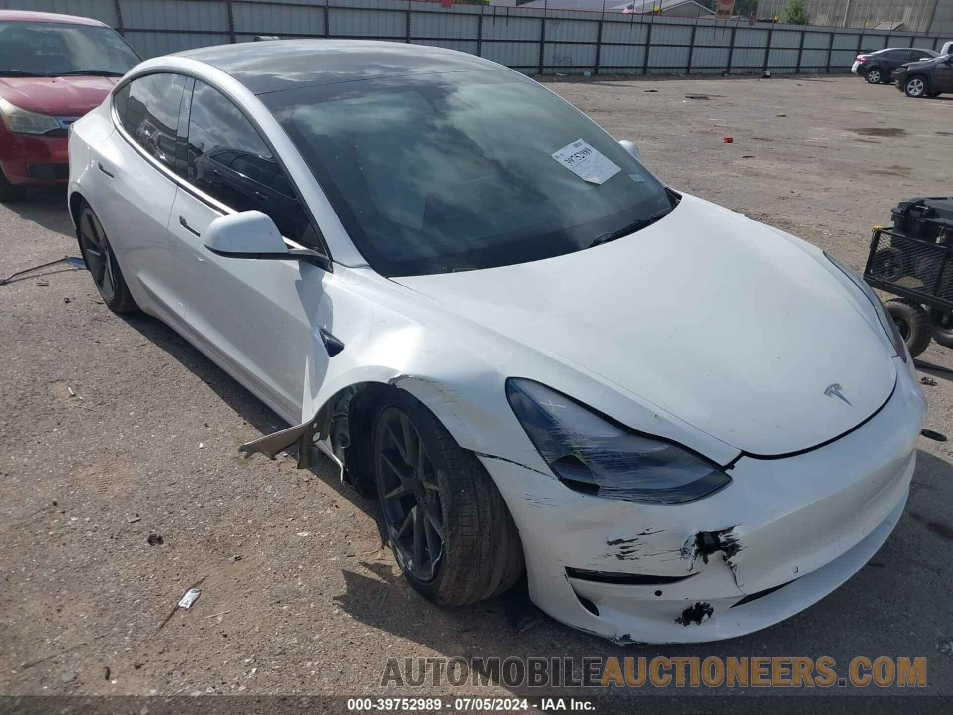 5YJ3E1EB3NF125694 TESLA MODEL 3 2022