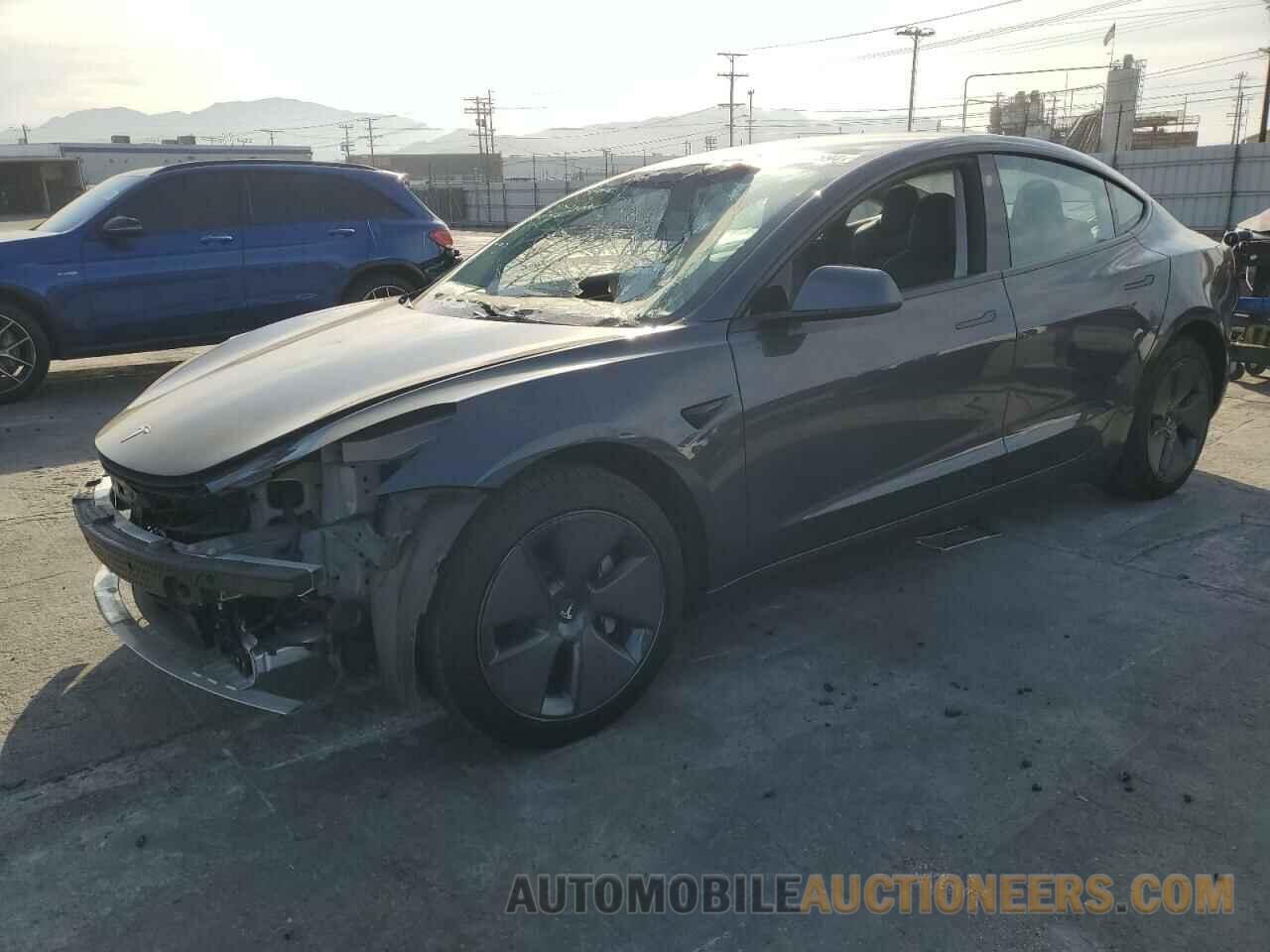 5YJ3E1EB3NF132600 TESLA MODEL 3 2022