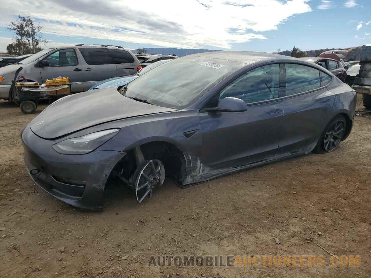 5YJ3E1EB3NF136274 TESLA MODEL 3 2022