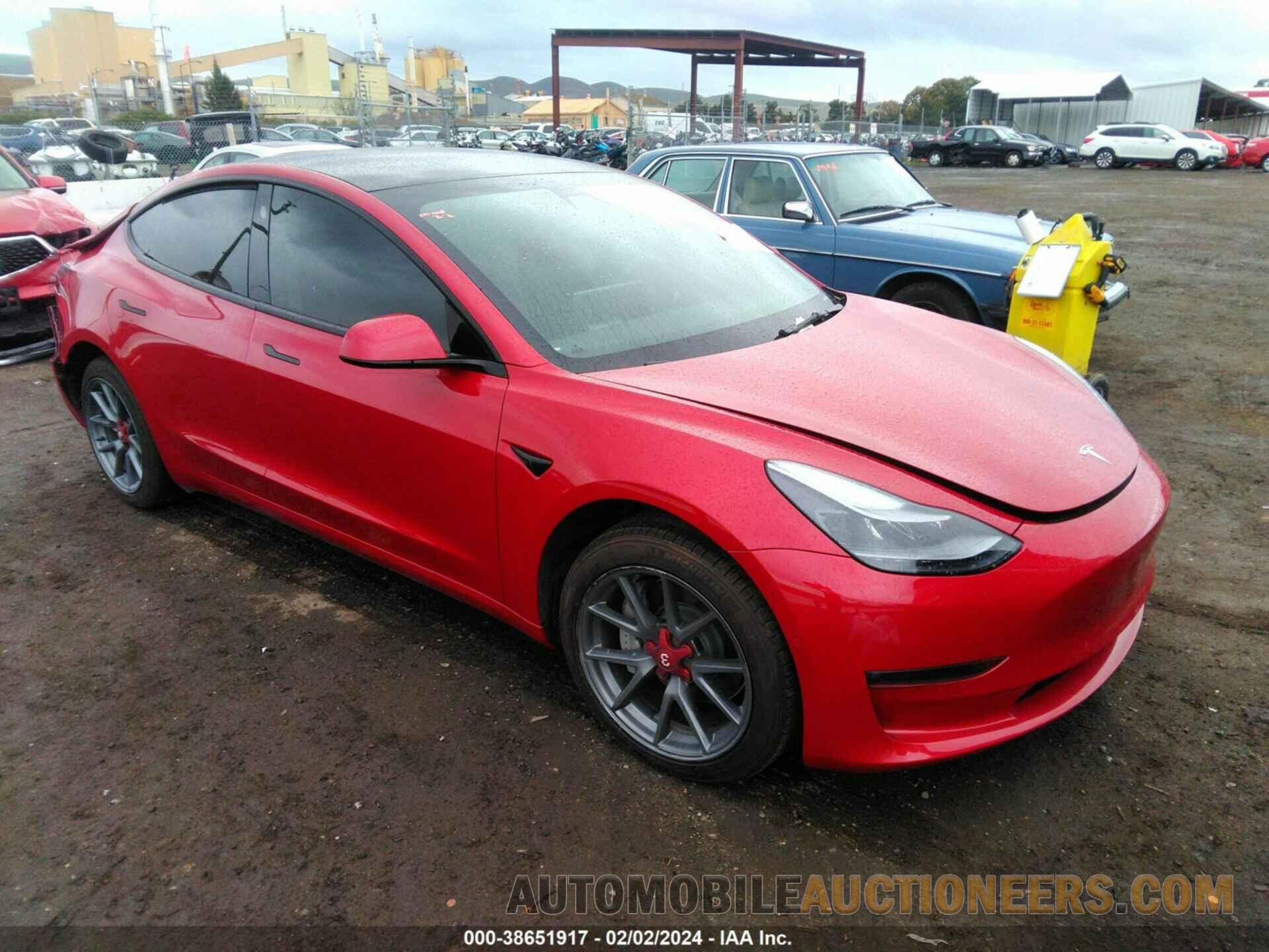 5YJ3E1EB3NF137473 TESLA MODEL 3 2022