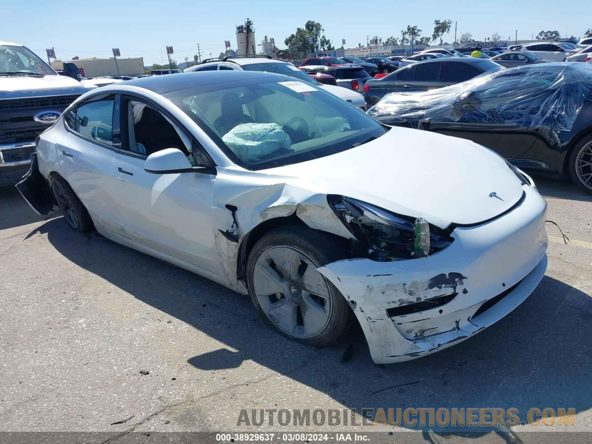 5YJ3E1EB3NF138722 TESLA MODEL 3 2022