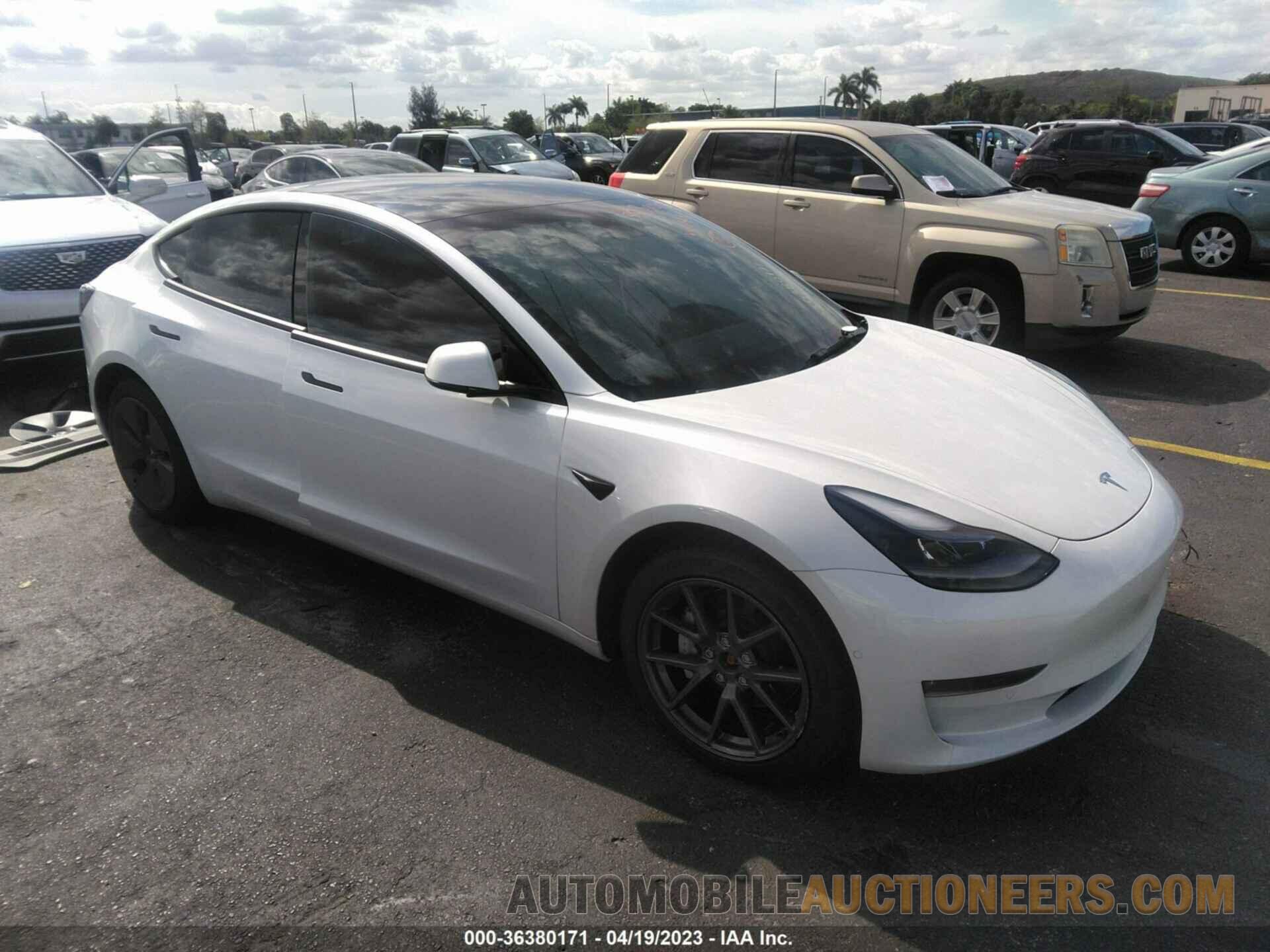 5YJ3E1EB3NF172711 TESLA MODEL 3 2022