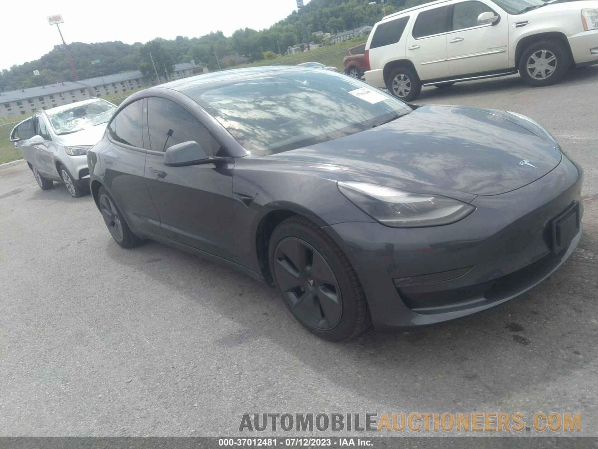 5YJ3E1EB3NF180596 TESLA MODEL 3 2022