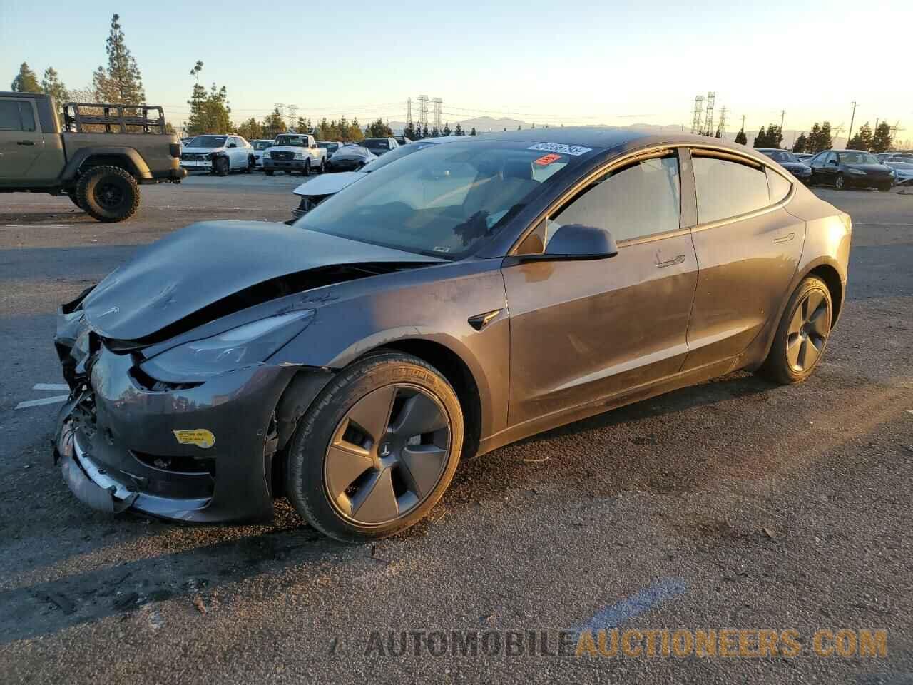 5YJ3E1EB3NF183420 TESLA MODEL 3 2022