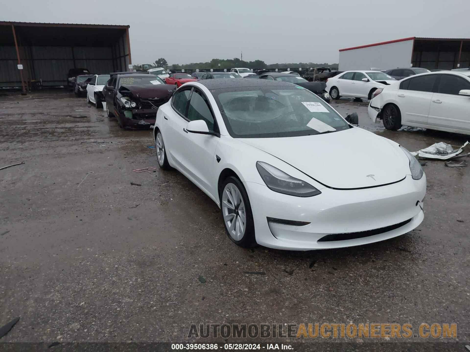 5YJ3E1EB3NF198581 TESLA MODEL 3 2022