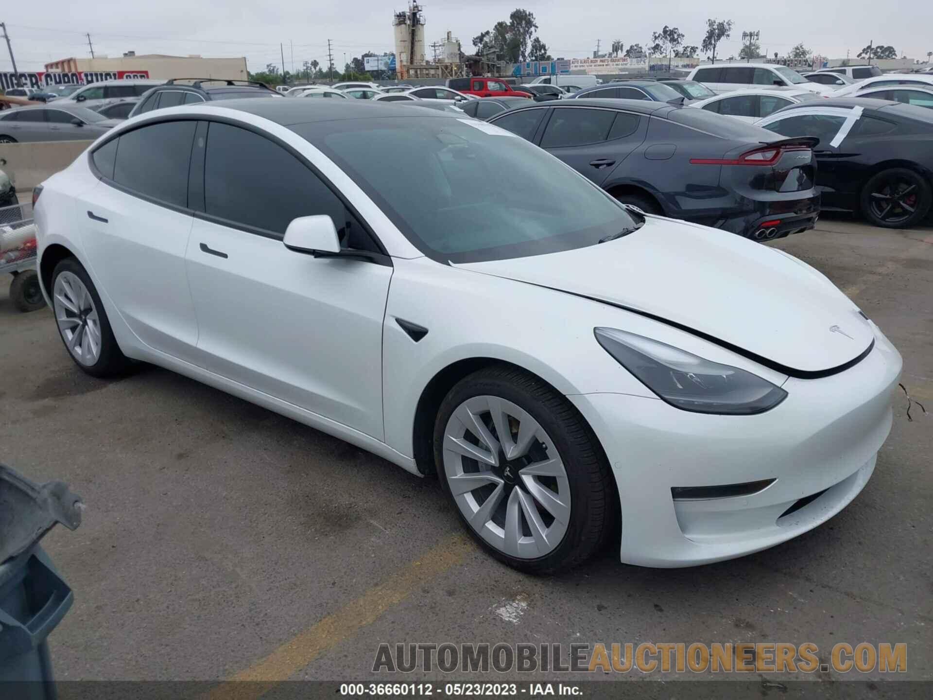 5YJ3E1EB3NF208820 TESLA MODEL 3 2022