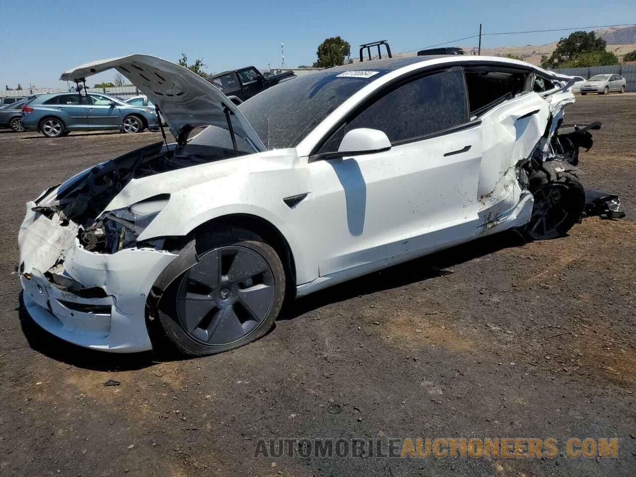 5YJ3E1EB3NF212477 TESLA MODEL 3 2022