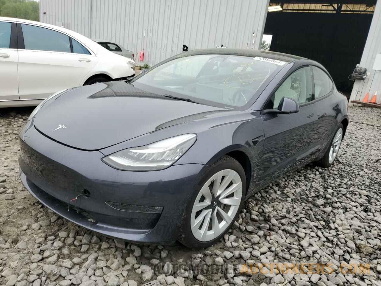 5YJ3E1EB3NF260318 TESLA MODEL 3 2022