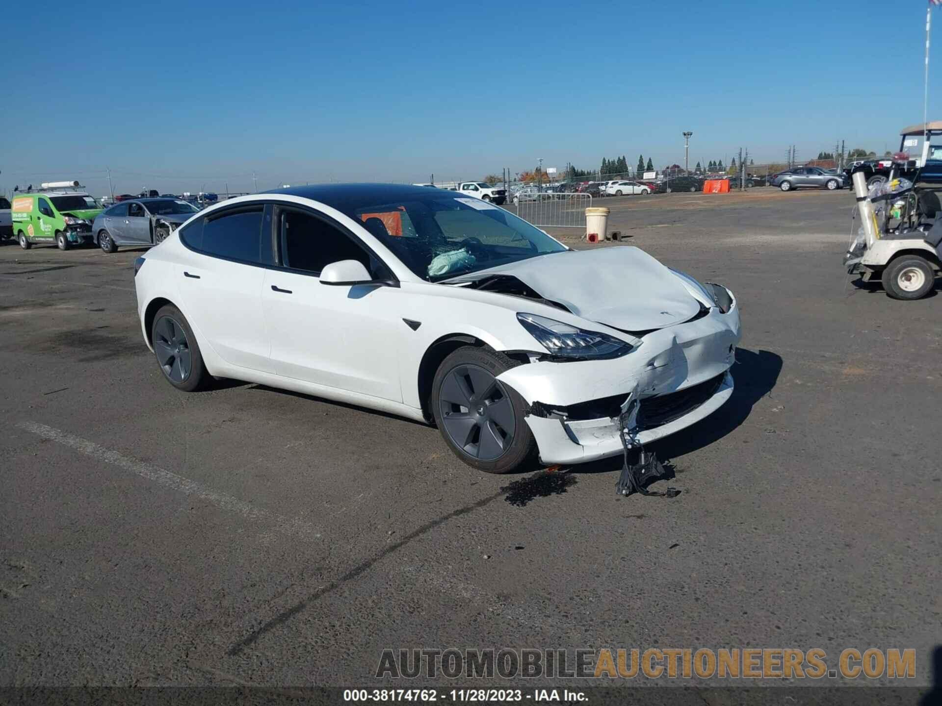 5YJ3E1EB3NF262859 TESLA MODEL 3 2022