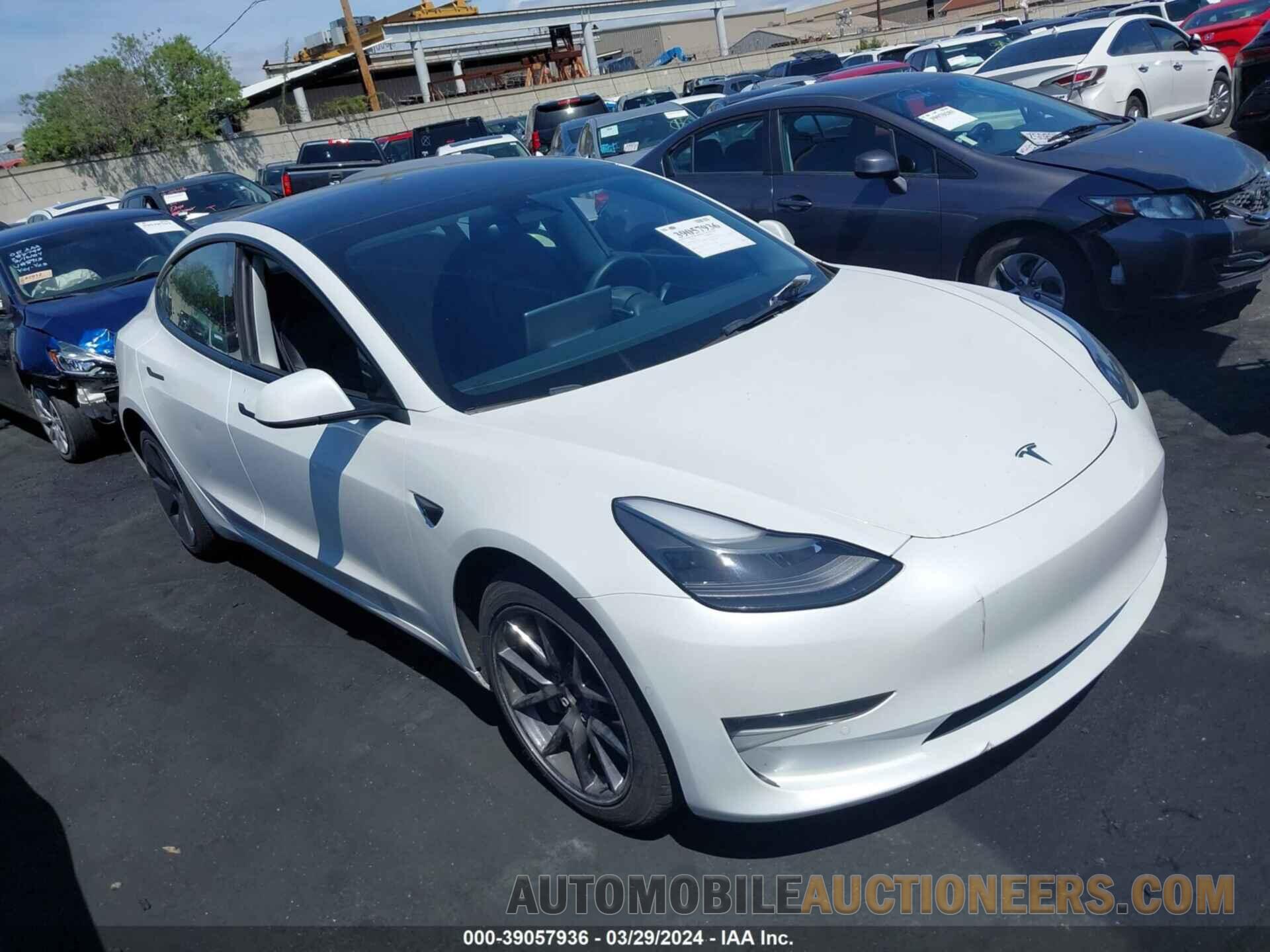 5YJ3E1EB3NF267138 TESLA MODEL 3 2022