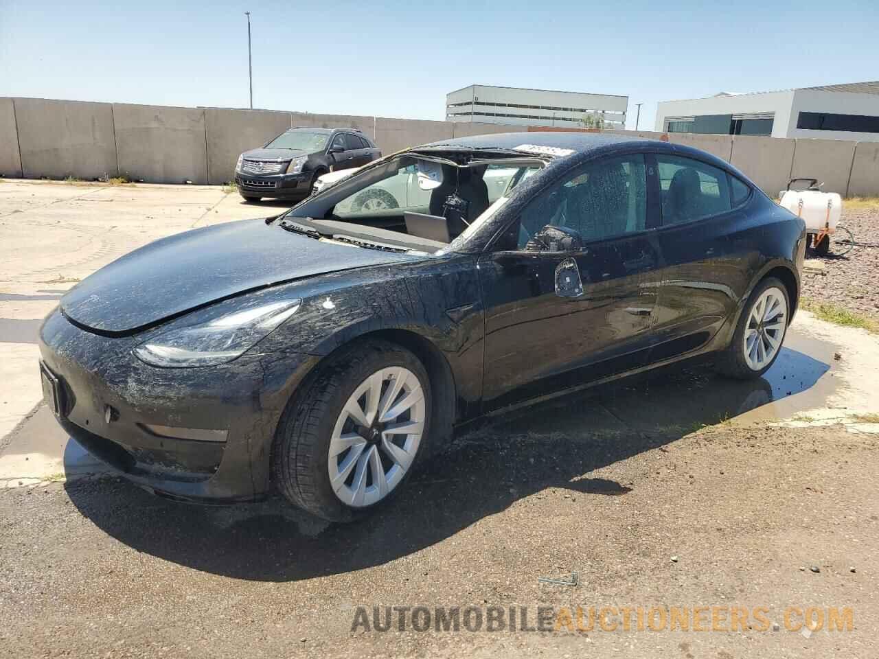 5YJ3E1EB3NF305077 TESLA MODEL 3 2022