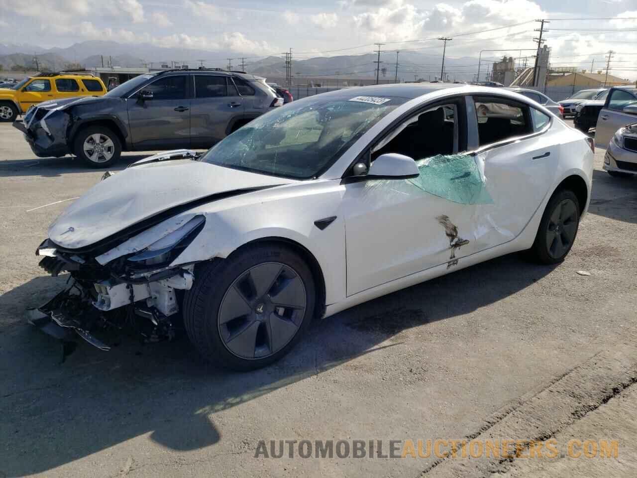 5YJ3E1EB3NF321179 TESLA MODEL 3 2022