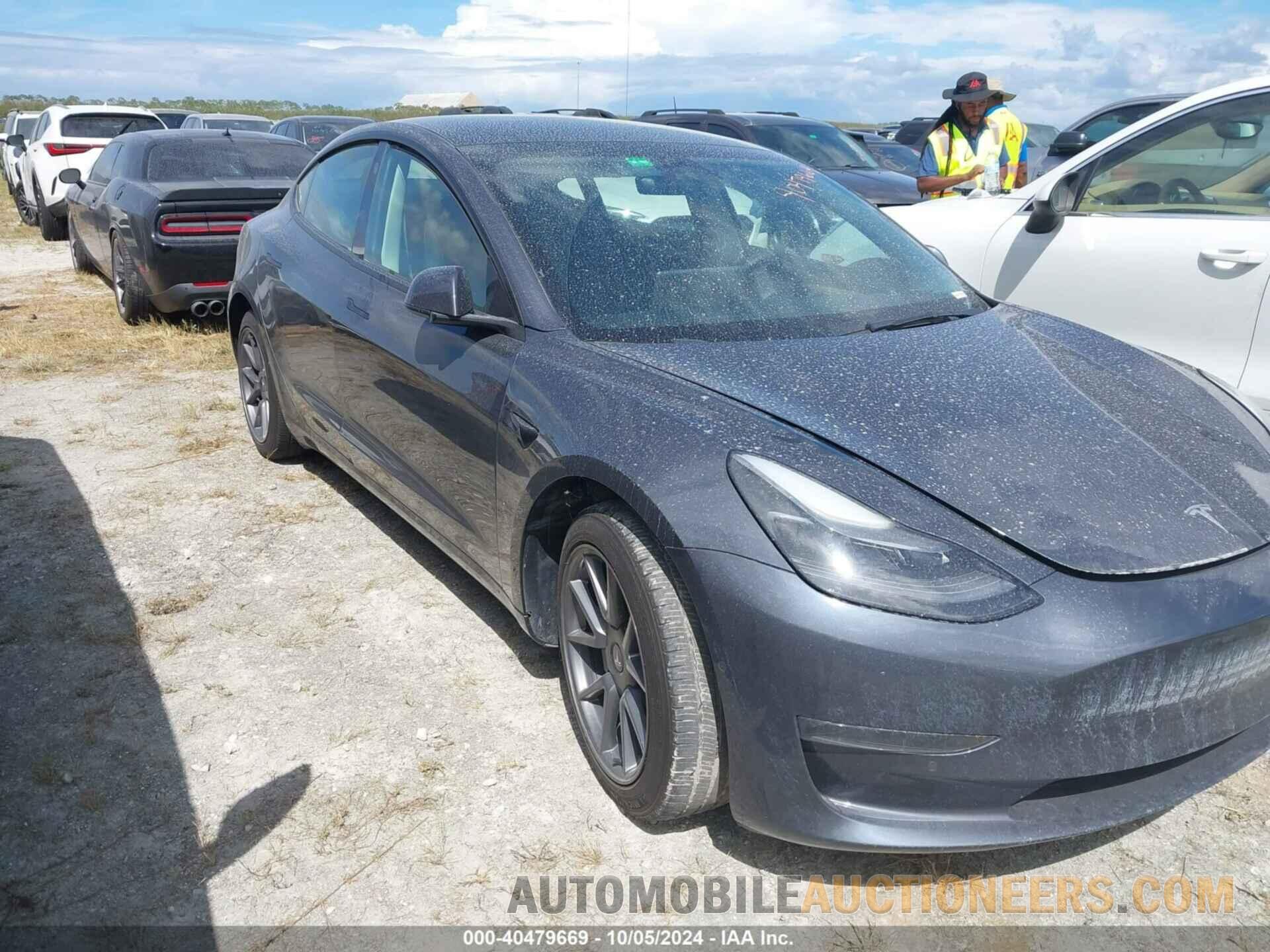 5YJ3E1EB3NF347703 TESLA MODEL 3 2022